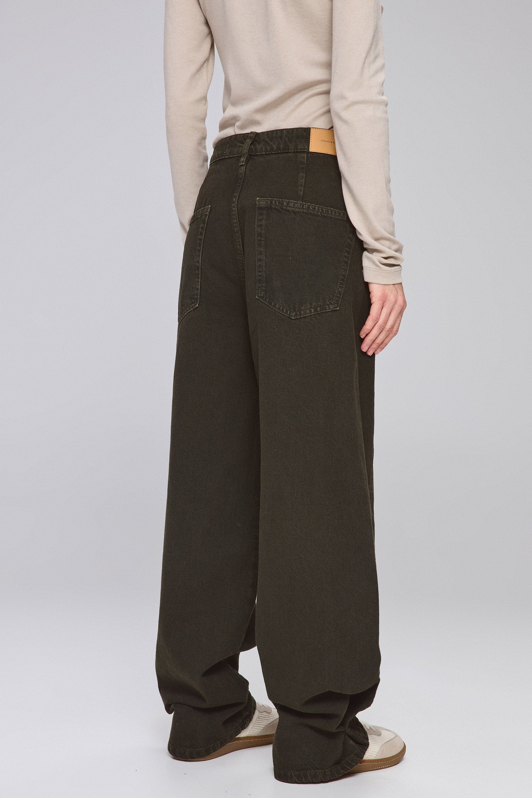 גינס בארל צבעוני