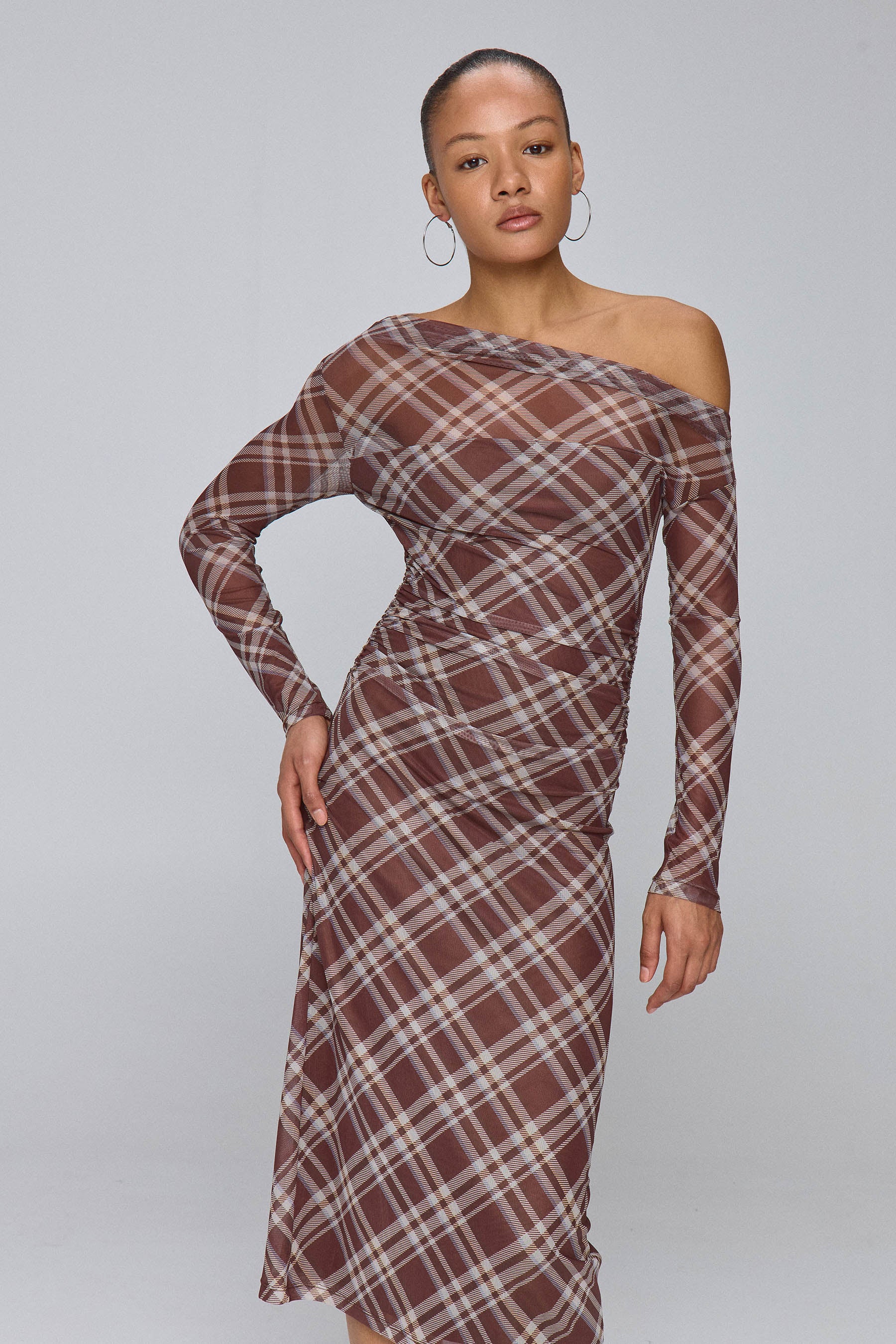 שמלה א-סימטרית רזיל משבצות