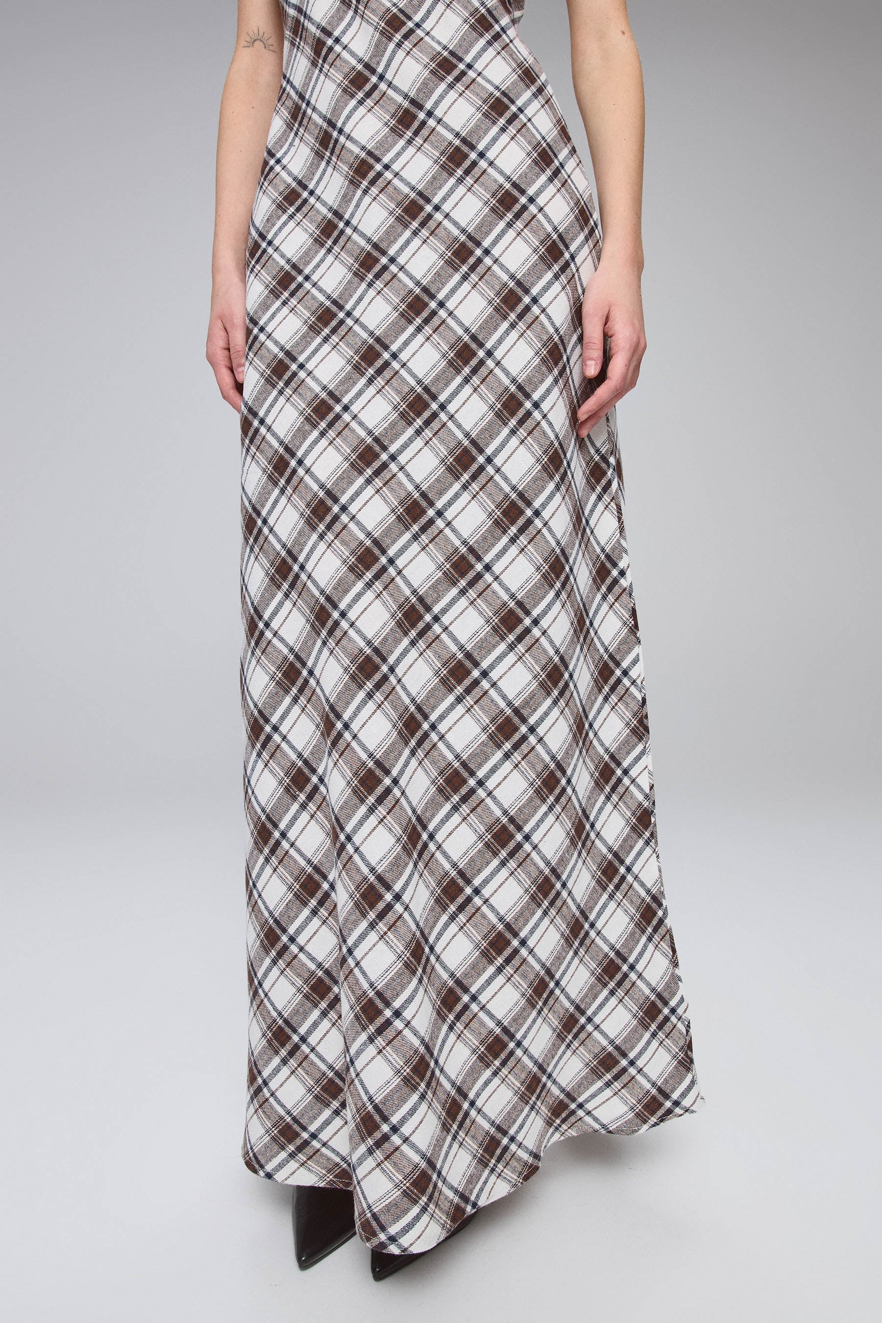 שמלת מקסי משובצת