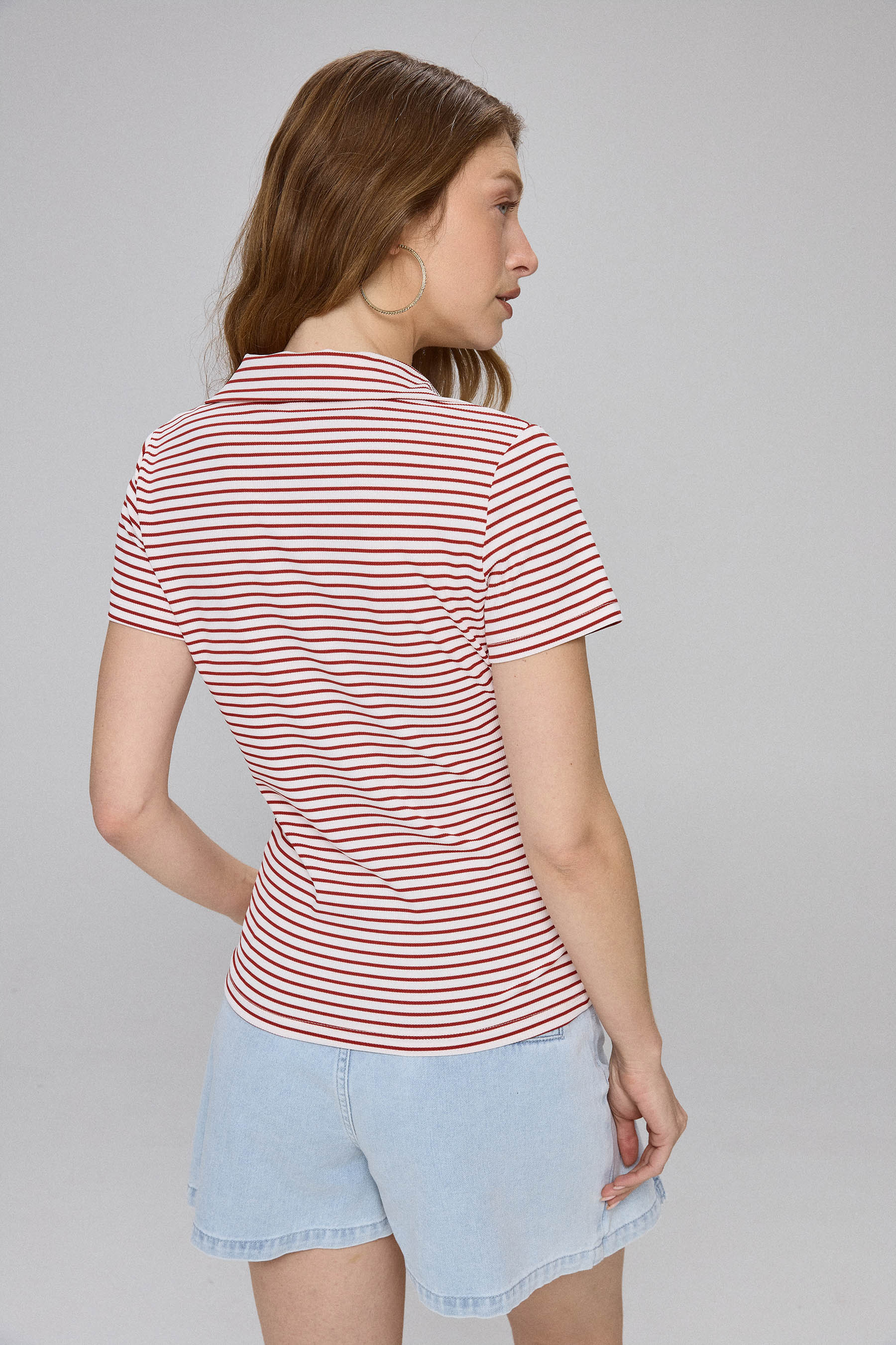 חולצת פולו פסים