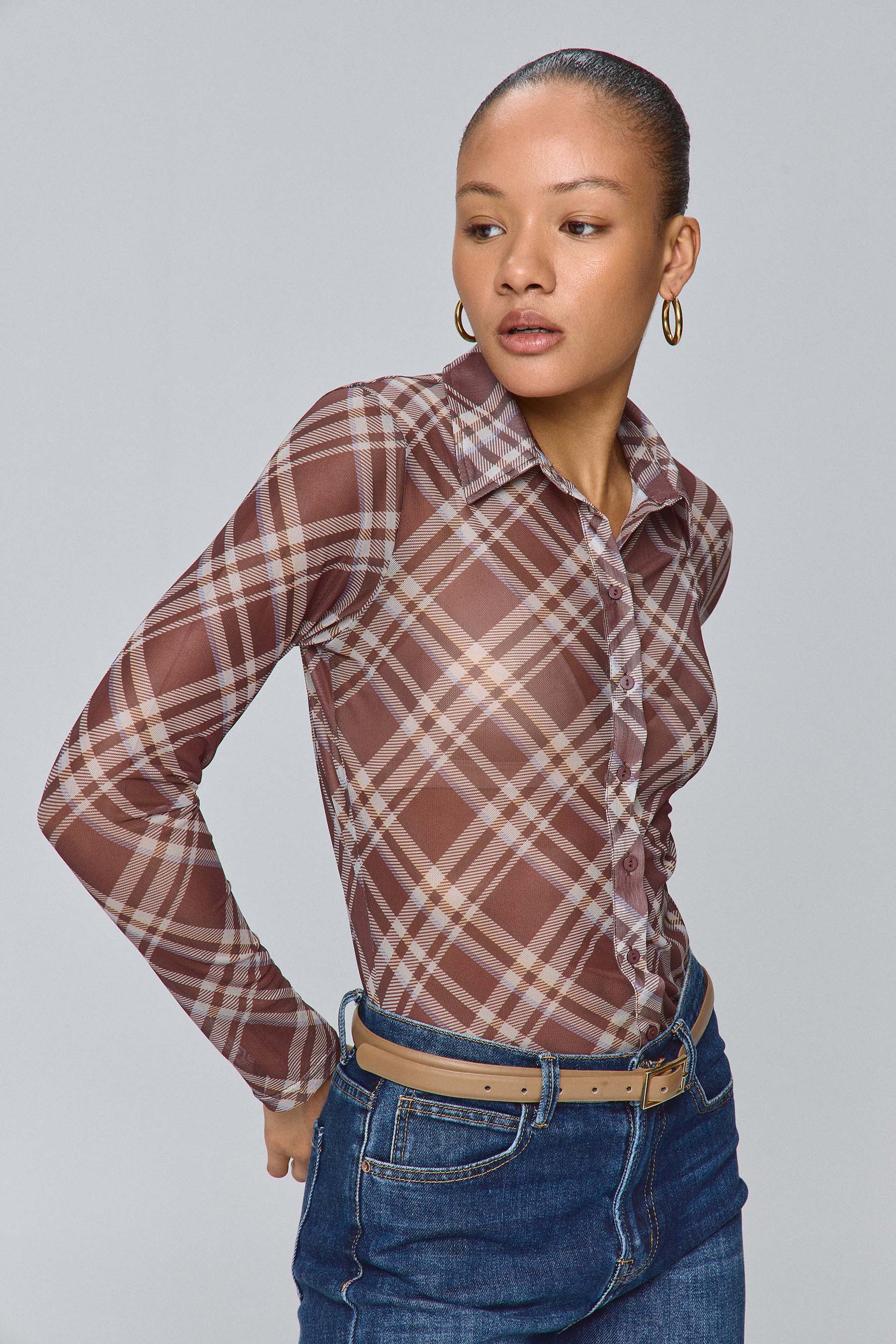 חולצת רזיל כפתרה