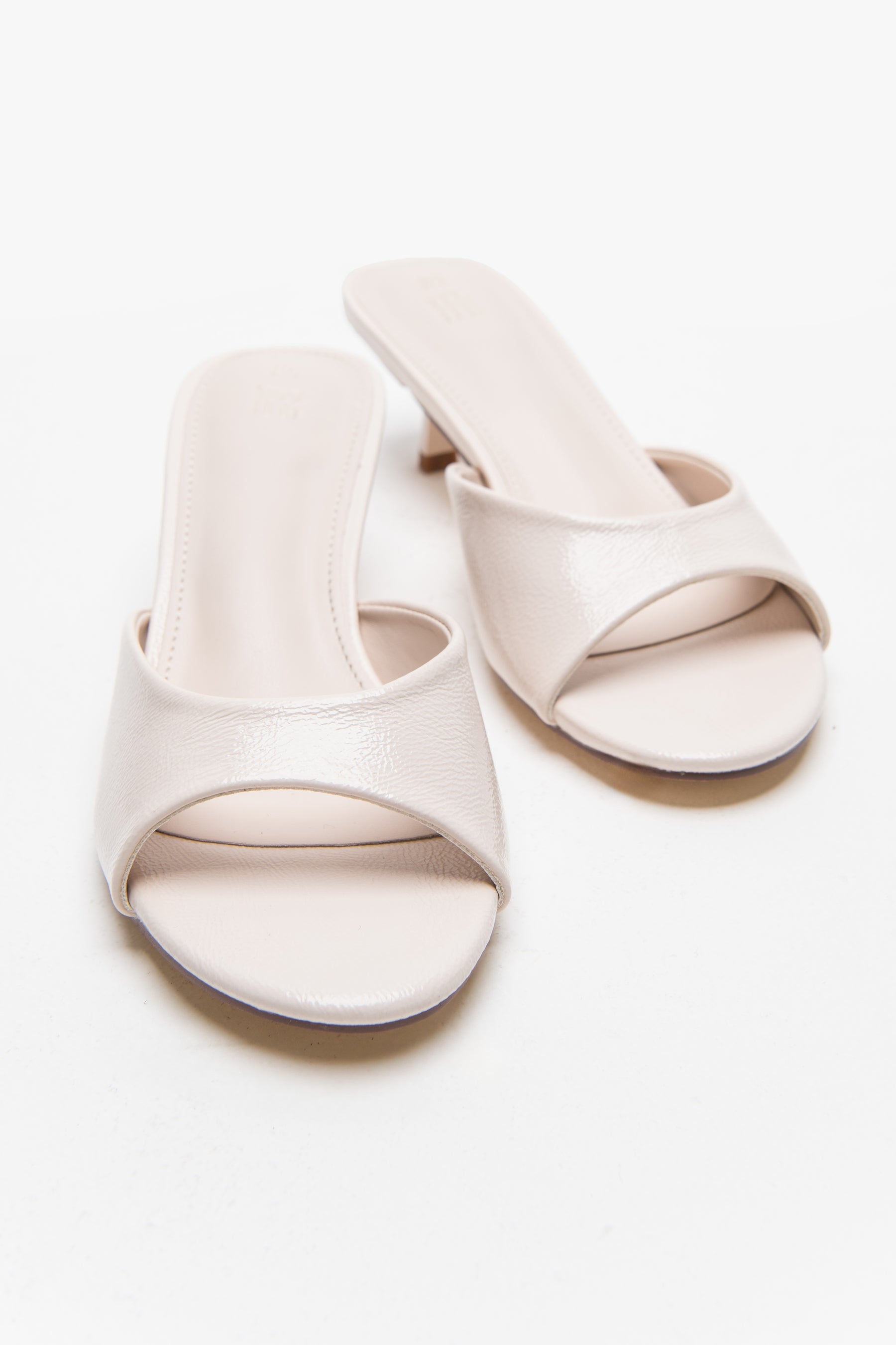 כפכף עקב מיה