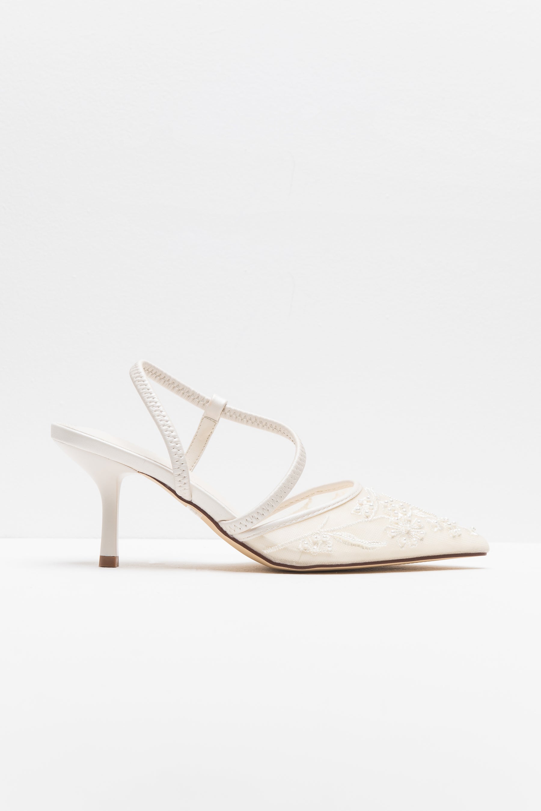 נעלי עקב ג'יזל