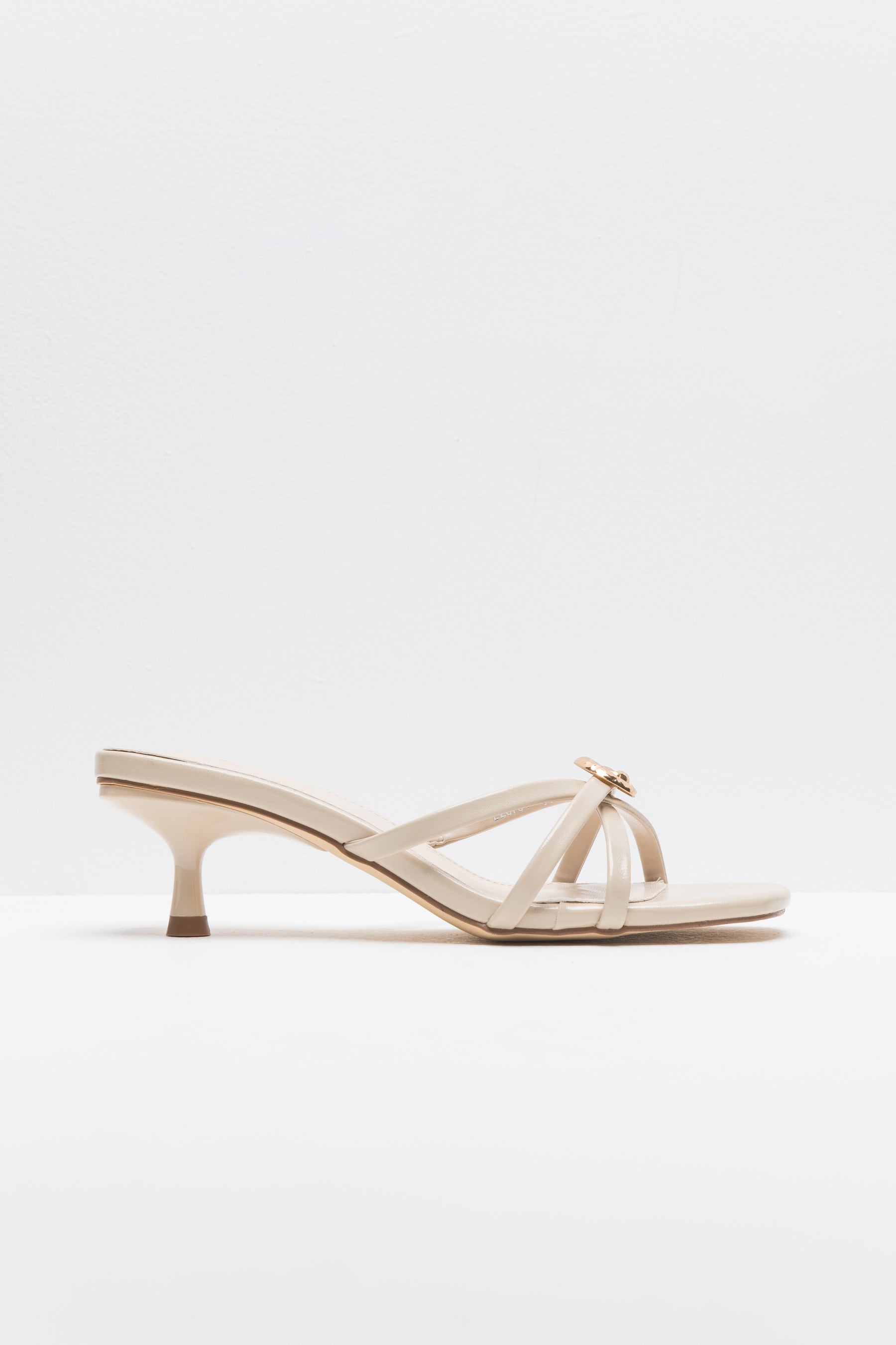 כפכף עקב אריאל