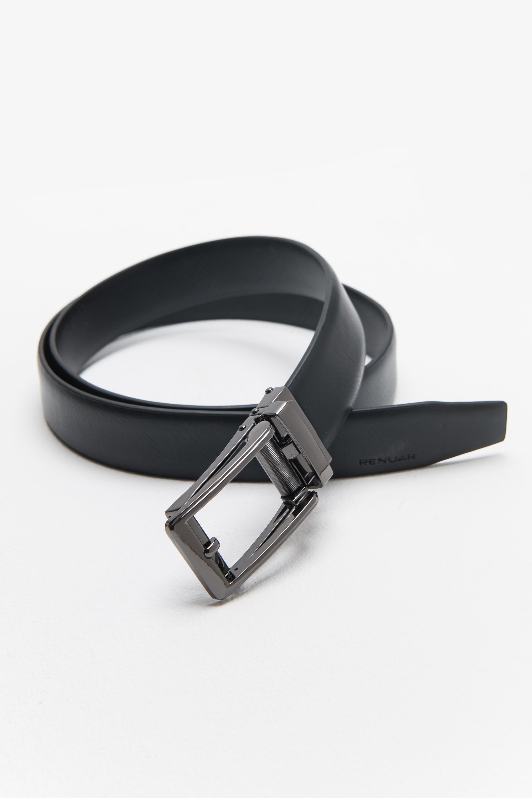 חגורת עור אבזם מושחר