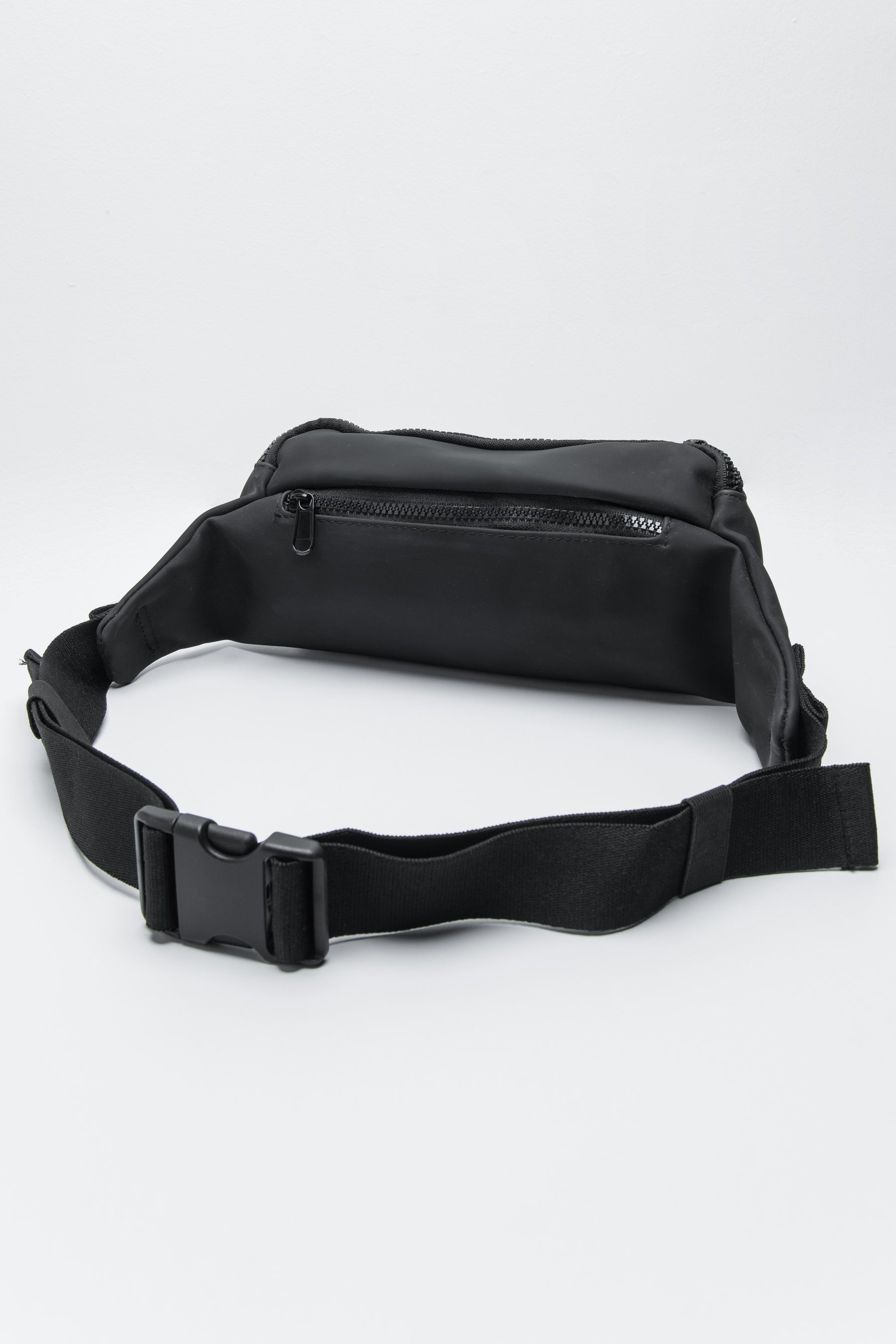 פאוץ' אייקון בגימור אלסטי