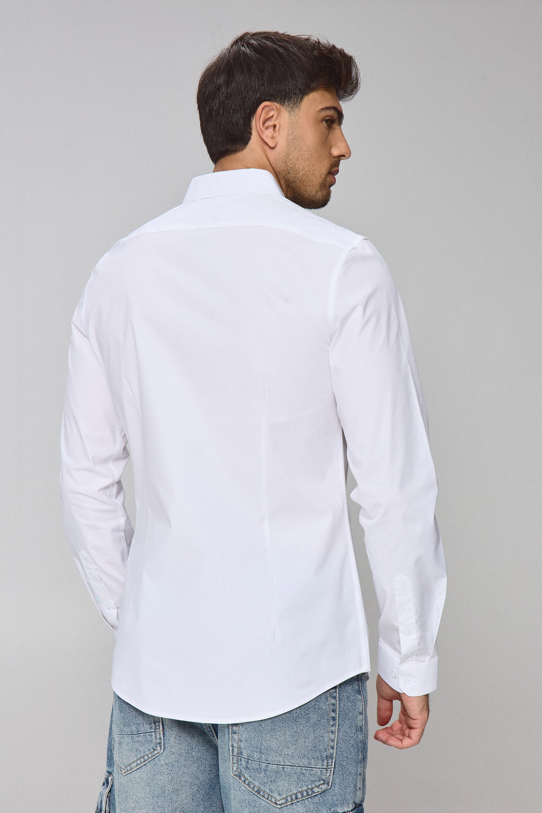 חולצת הילטון