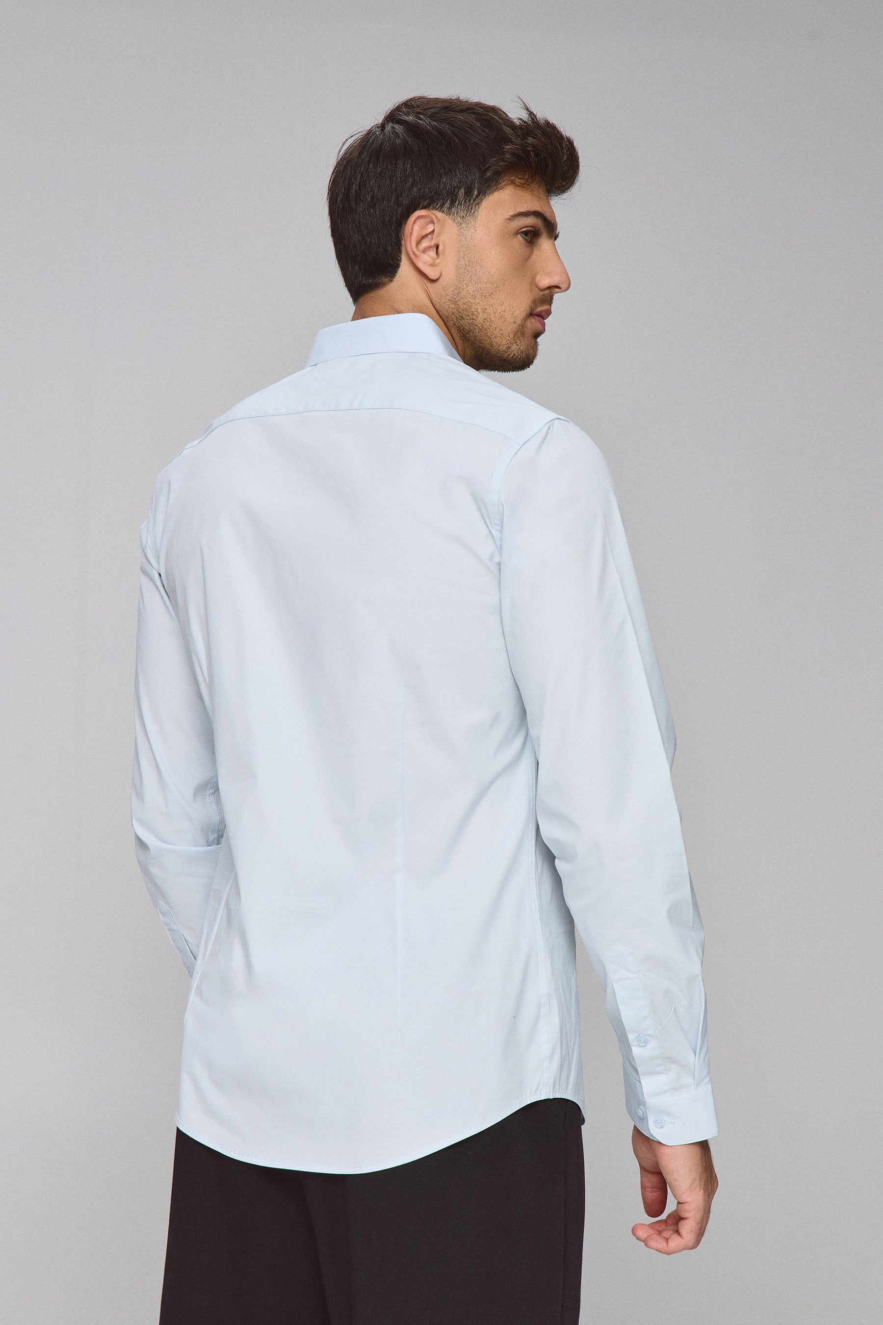 חולצת הילטון