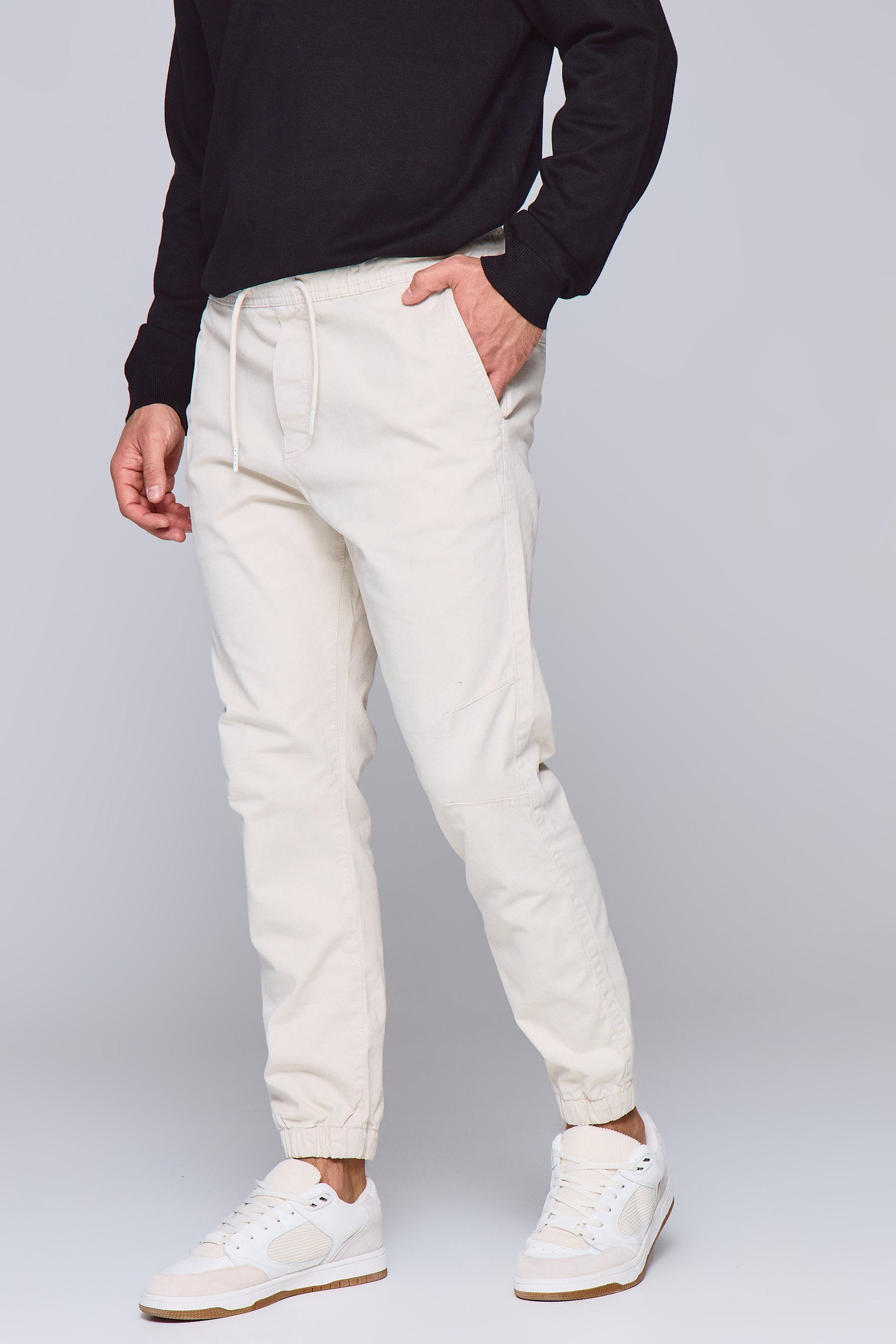 ג'ינס סימפל ג'וגר