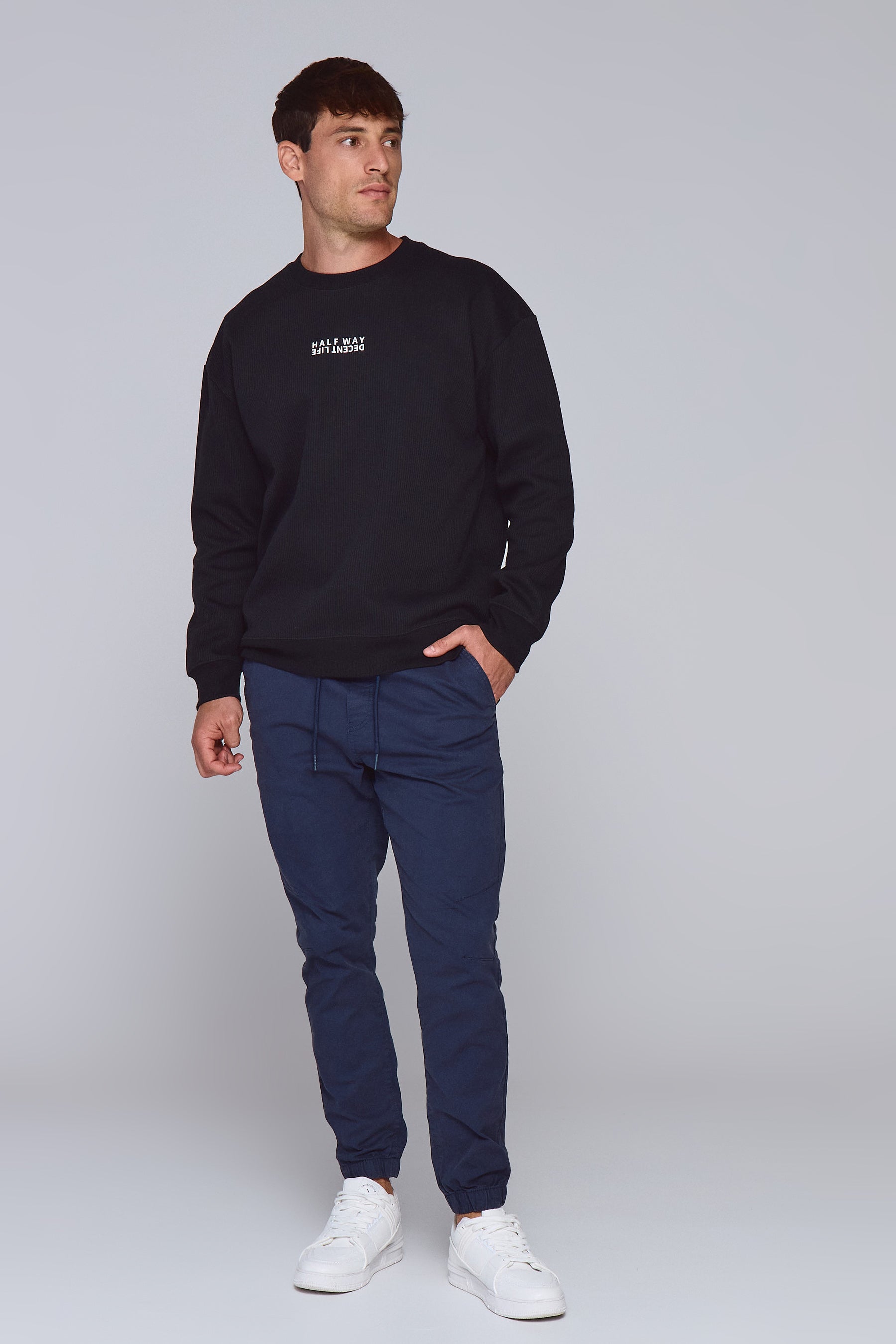 ג'ינס סימפל ג'וגר