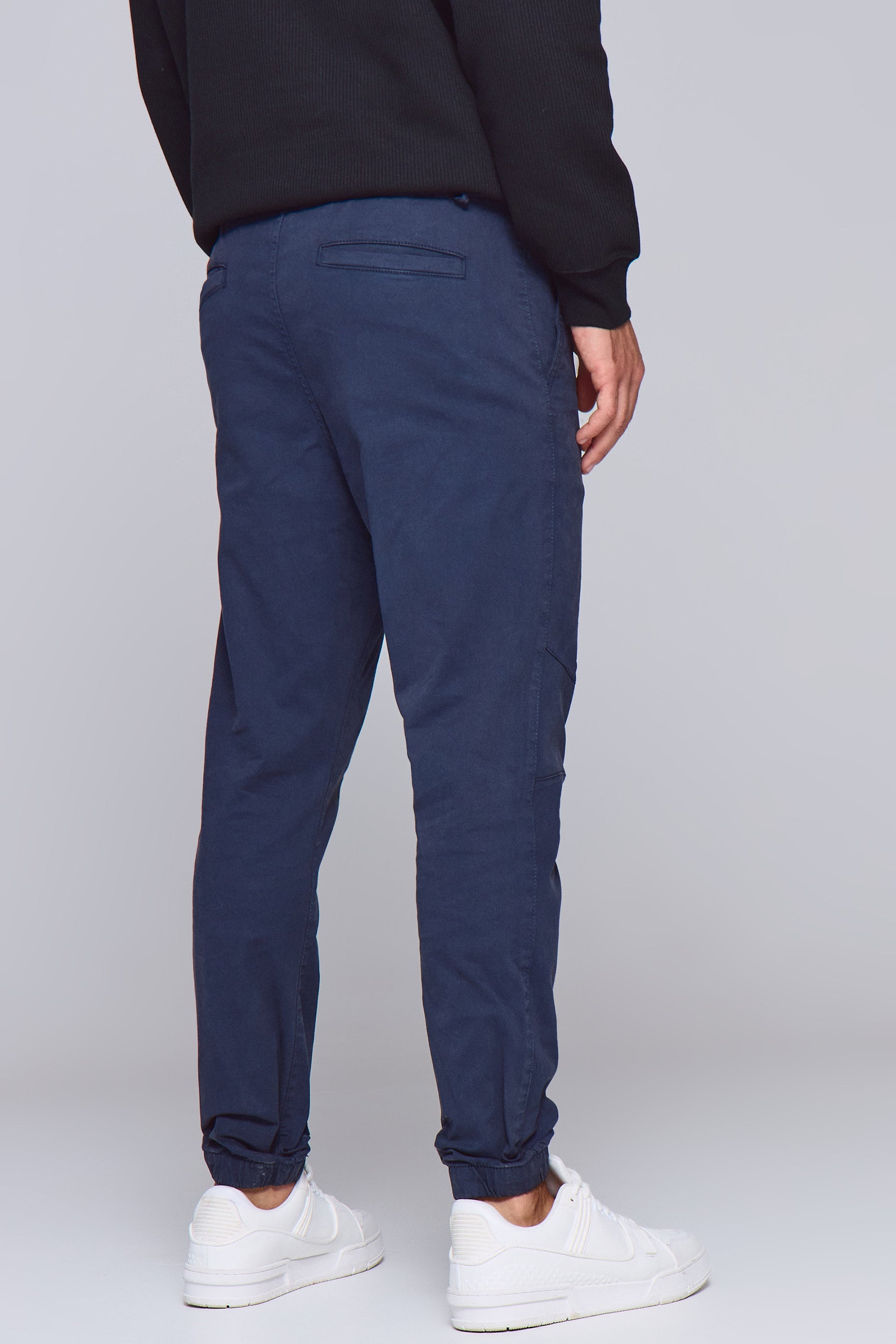 ג'ינס סימפל ג'וגר