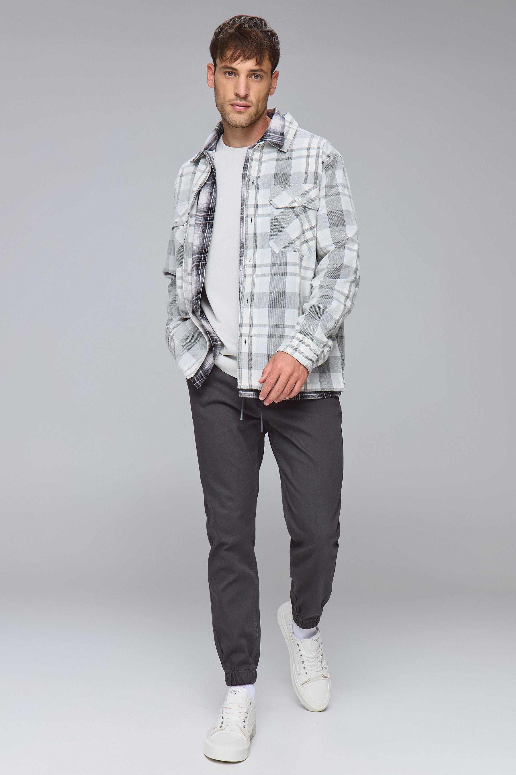 ג'וגר ג'ינס טרי