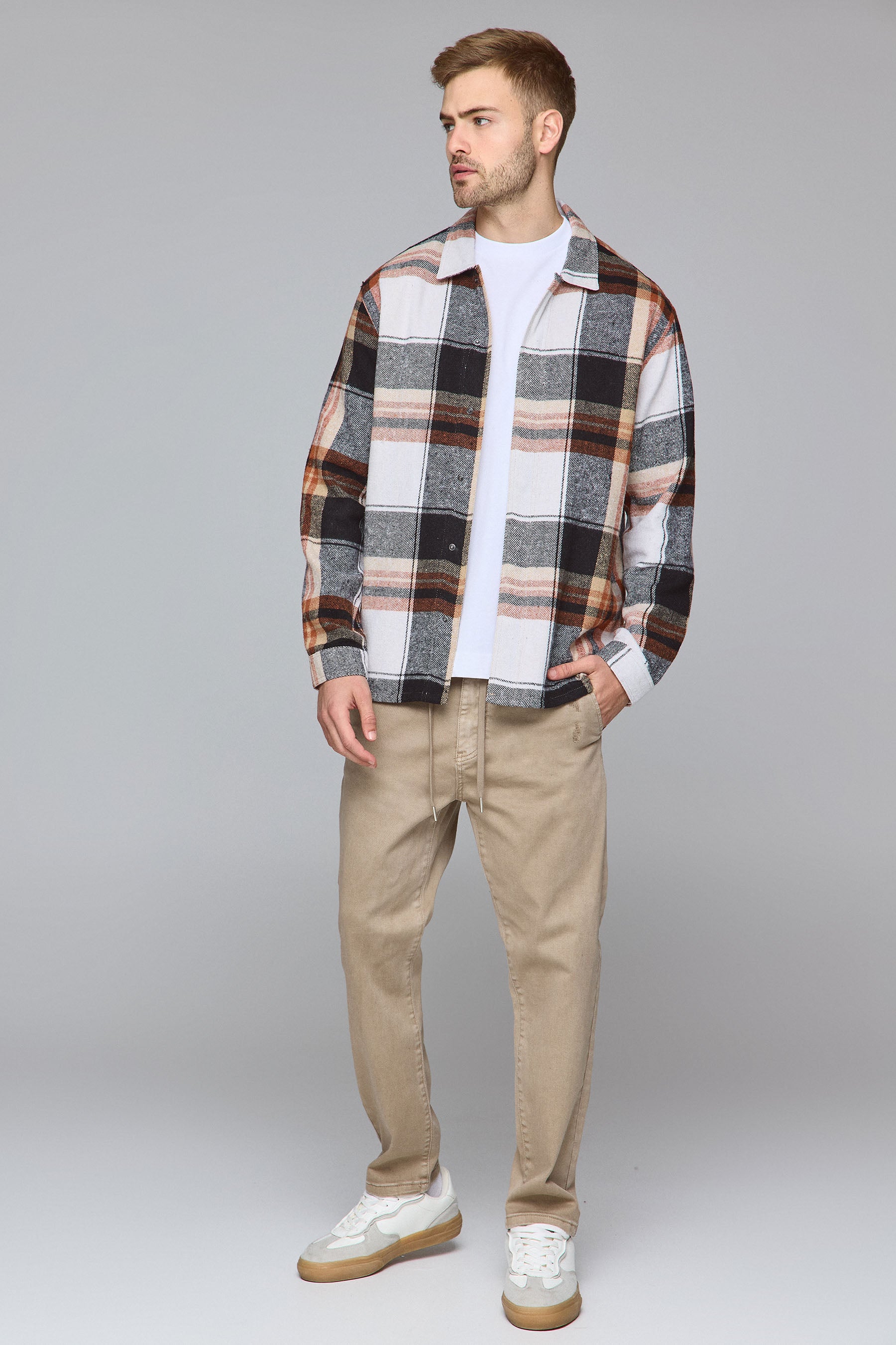 ג'וגר ג'ינס אמייזינג