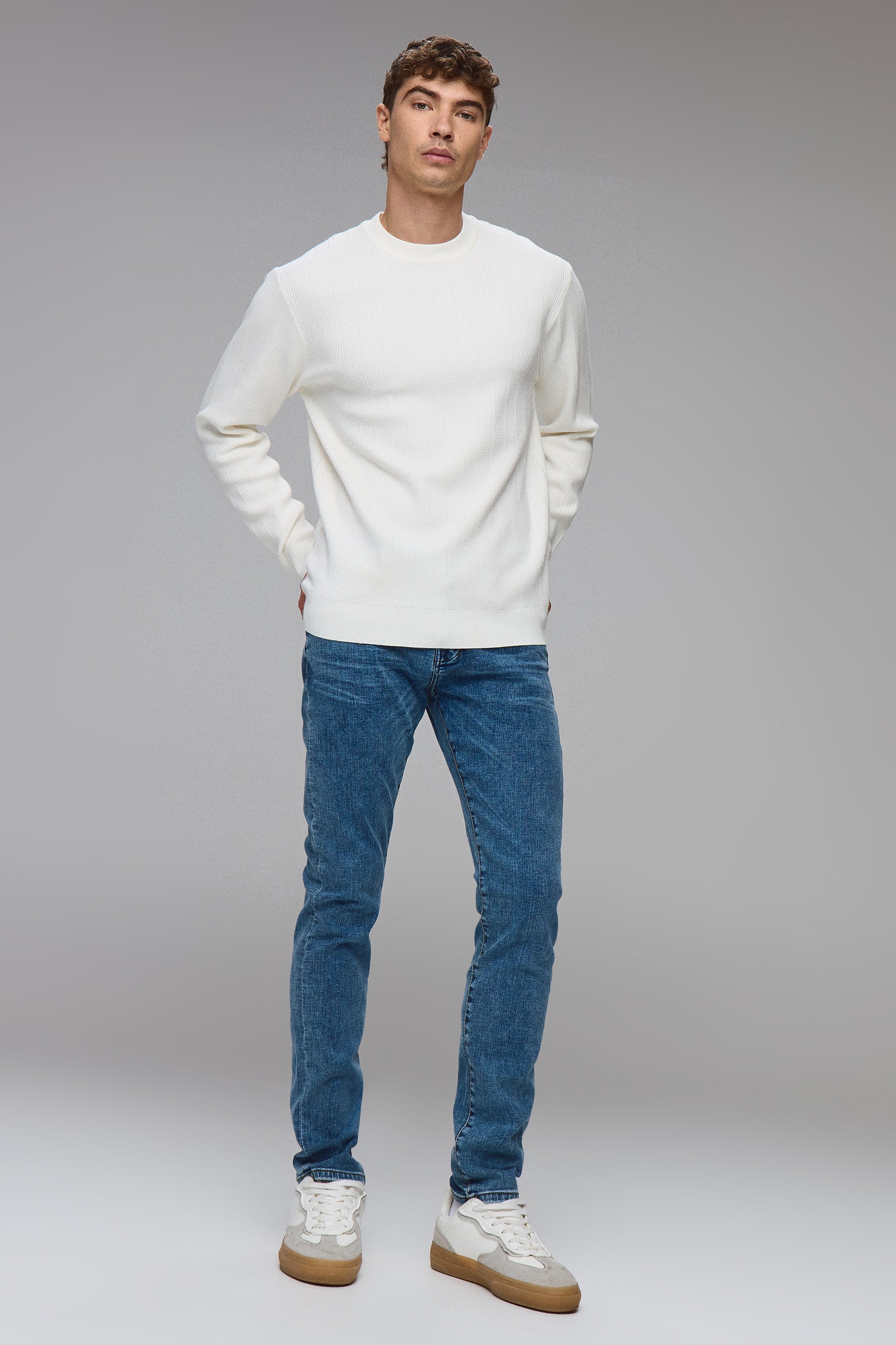 ג'ינס מאדוק טופ