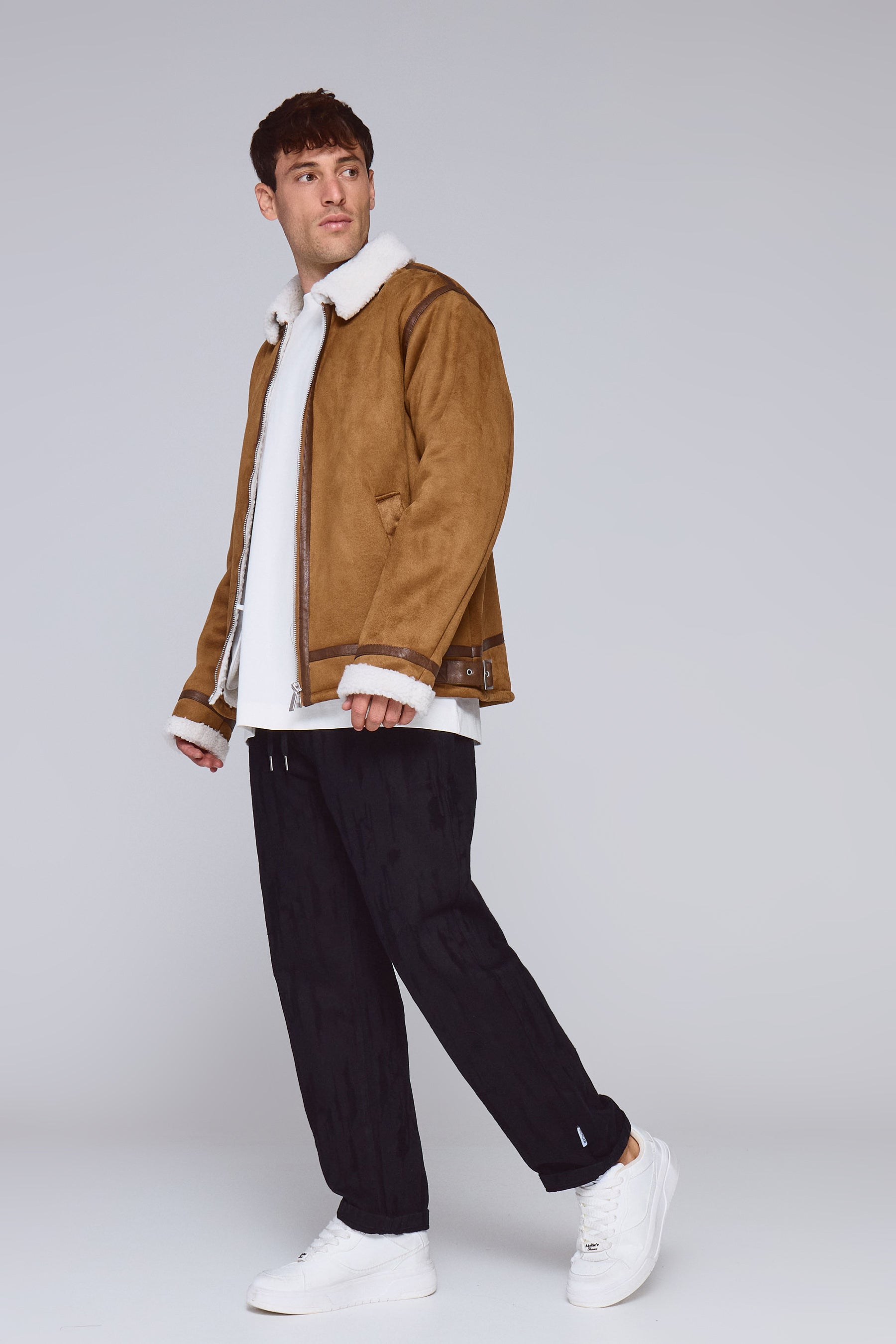 ג'ינס ג'אקרד קולור