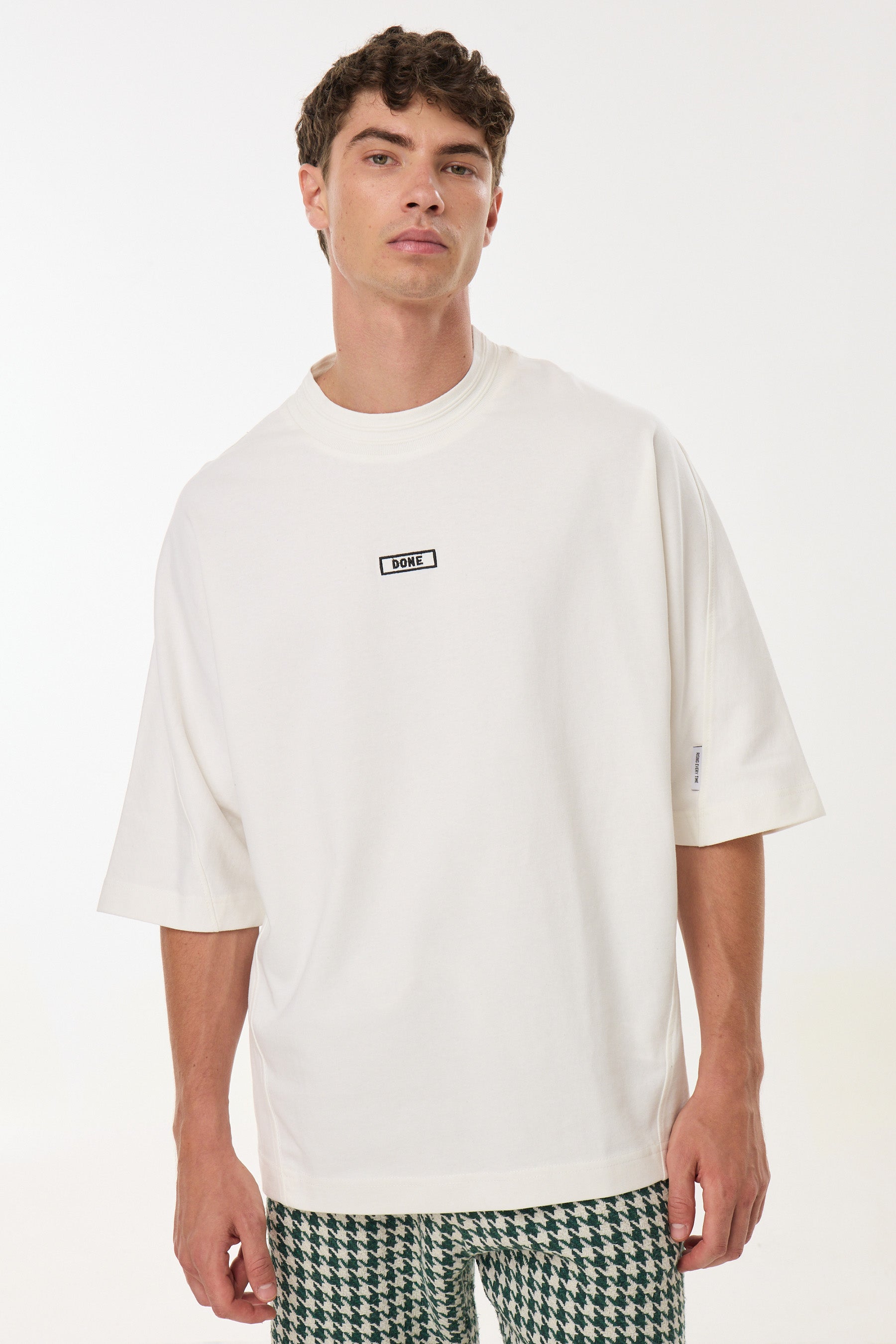 טישירט חתך דן