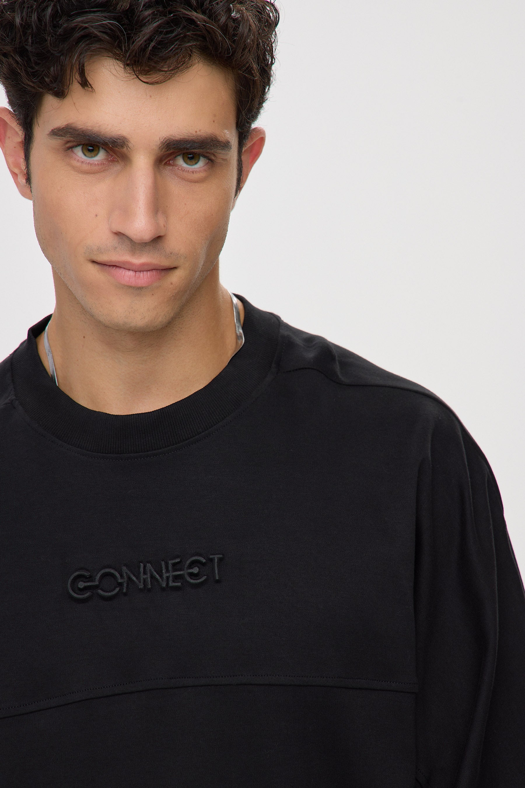 טי חתך ריליס