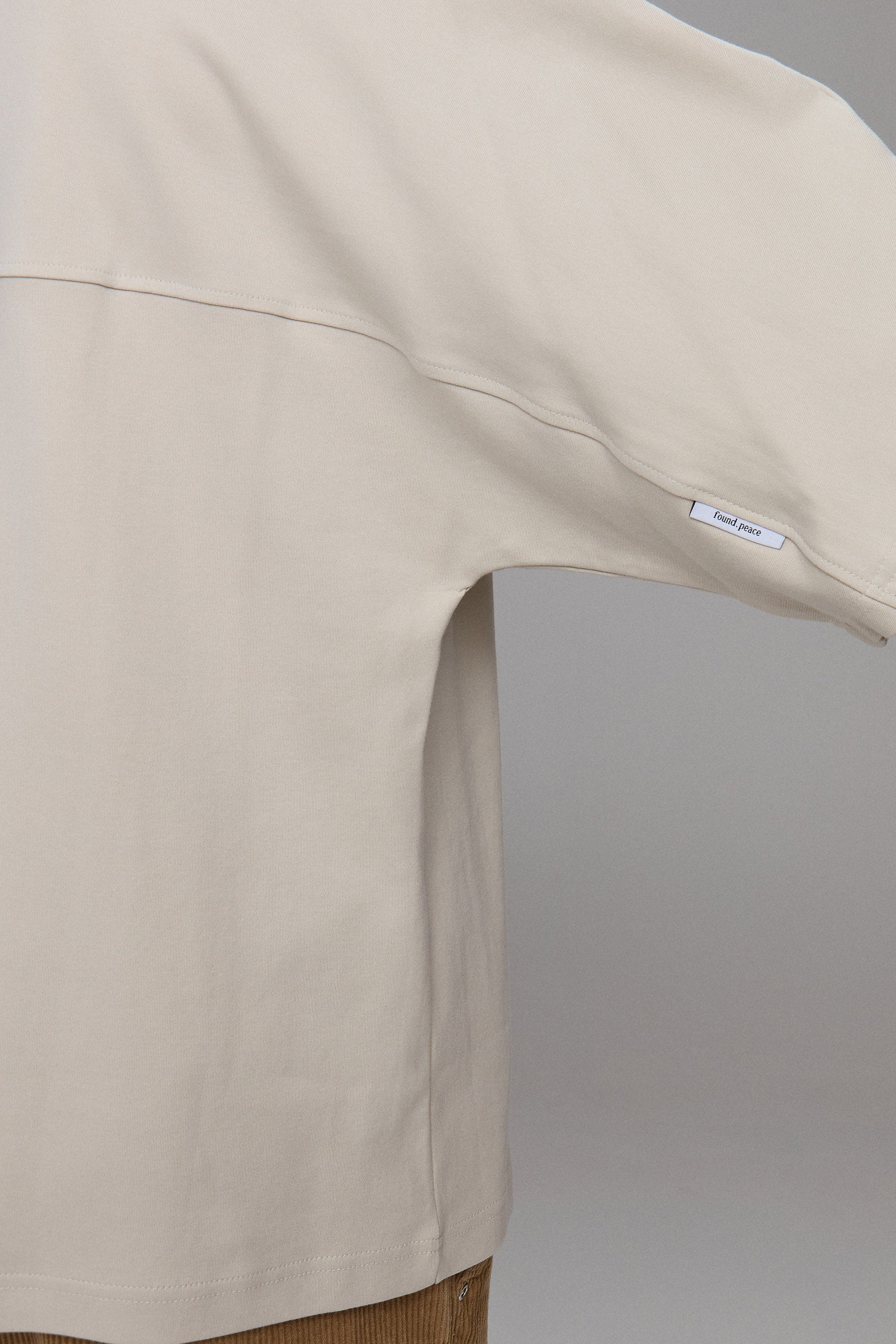 טי חתך ריליס