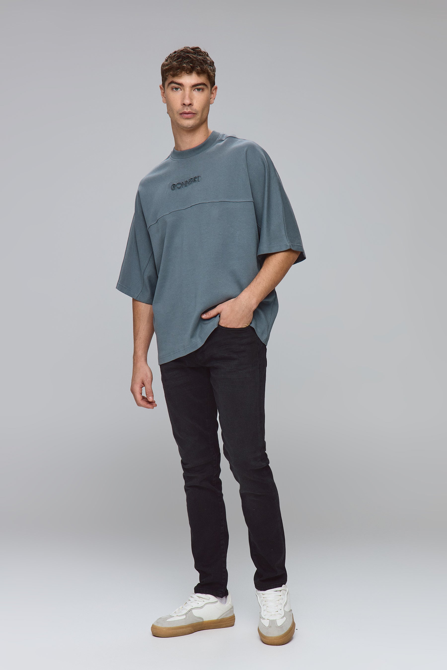 טי חתך ריליס