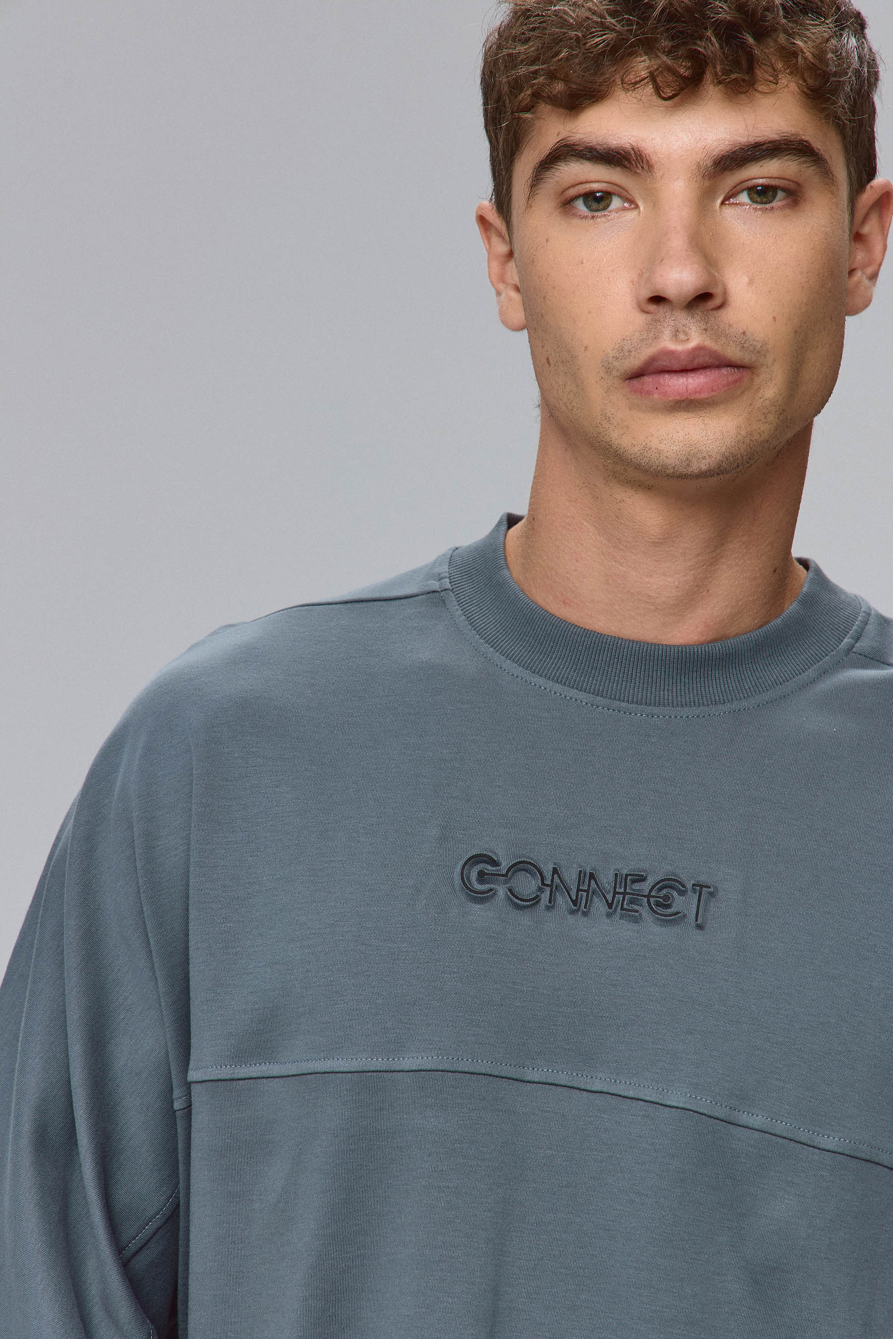 טי חתך ריליס