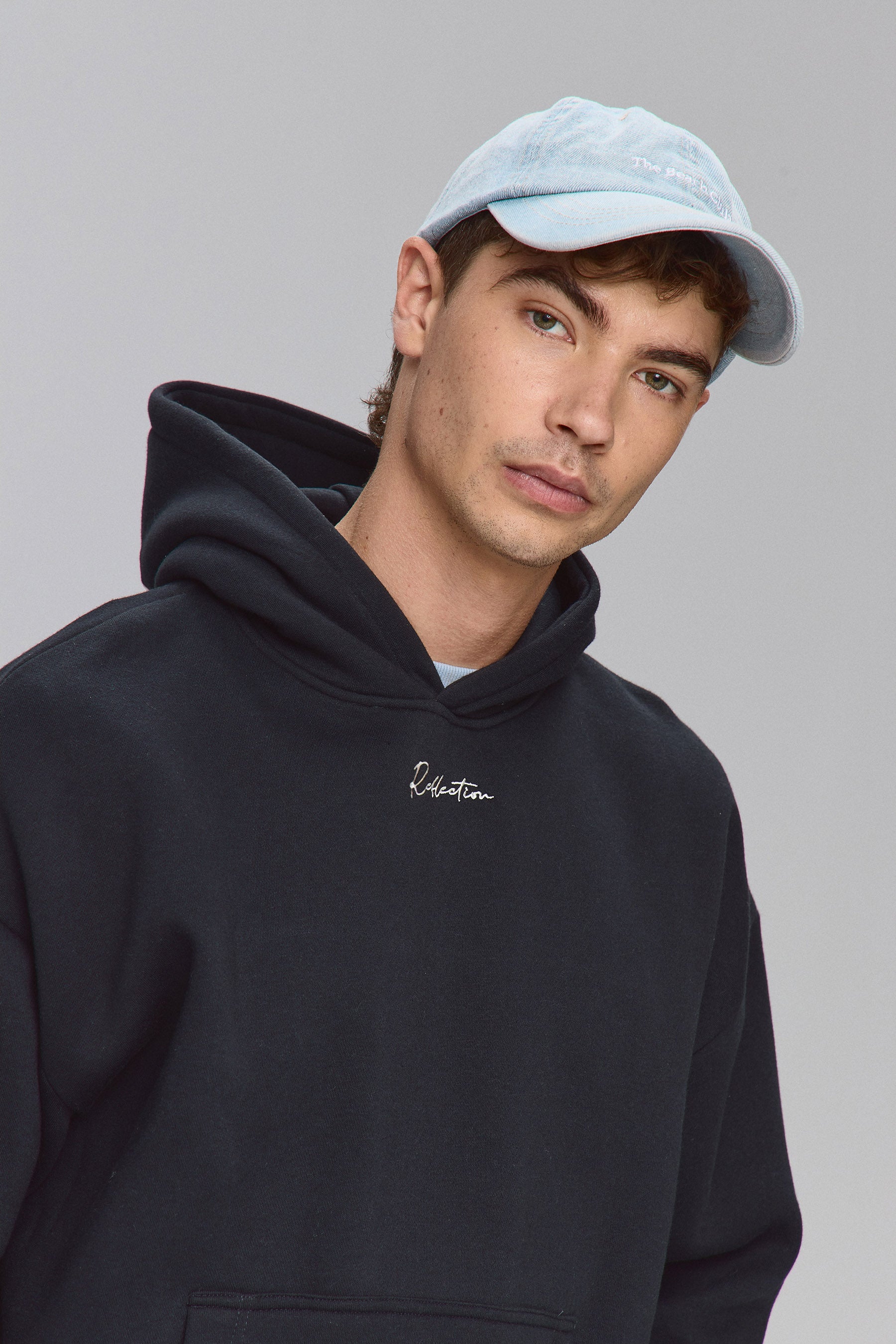 סווטשירט רוקי