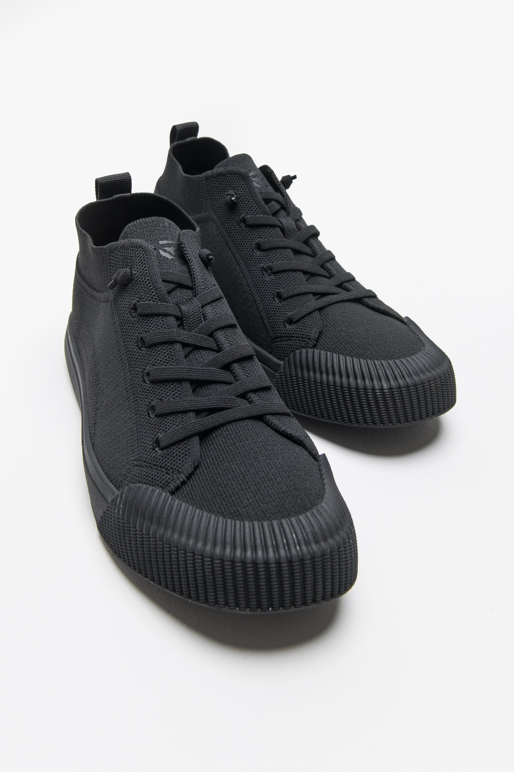 סניקרס וואן