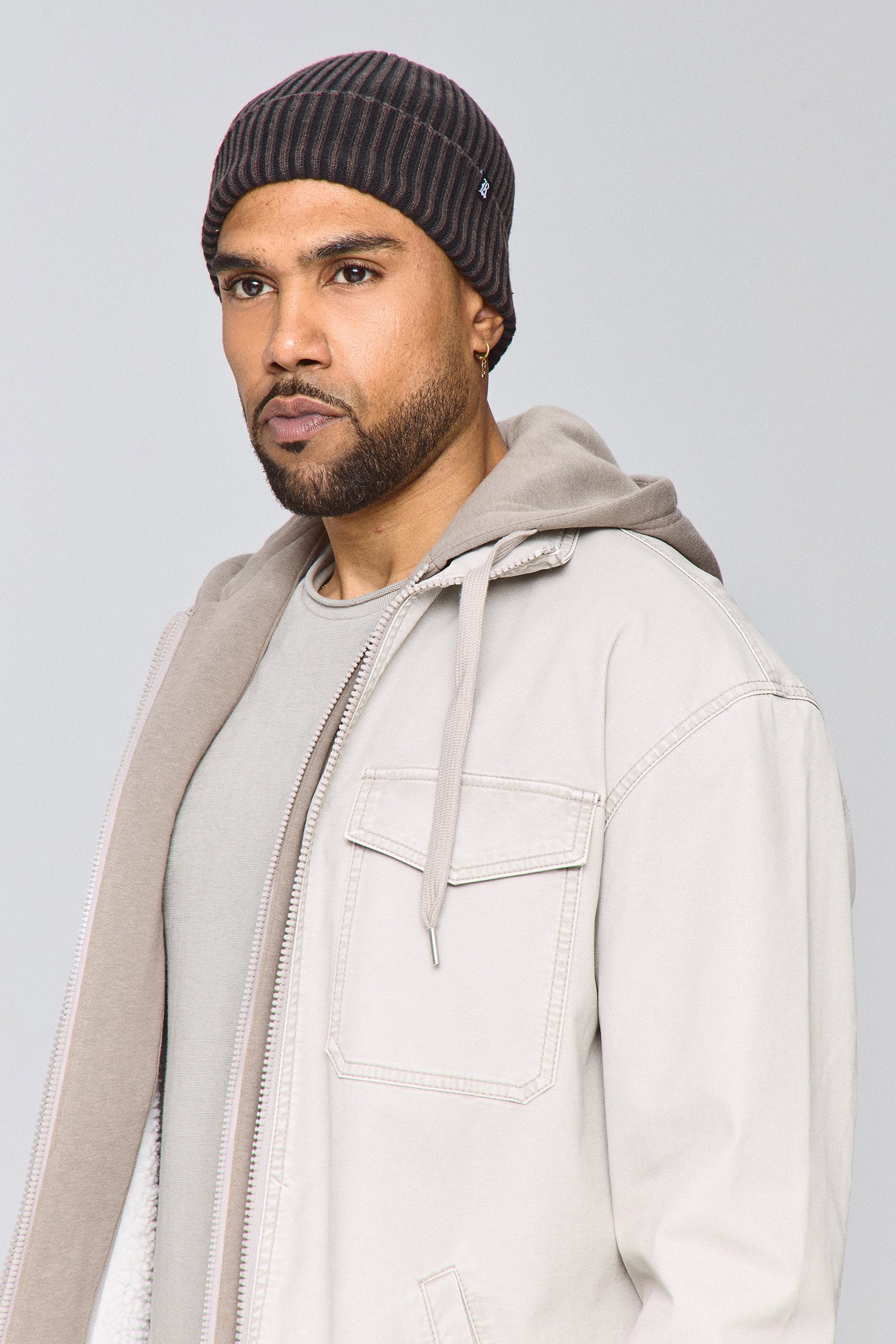 ג'קט  קריסטל