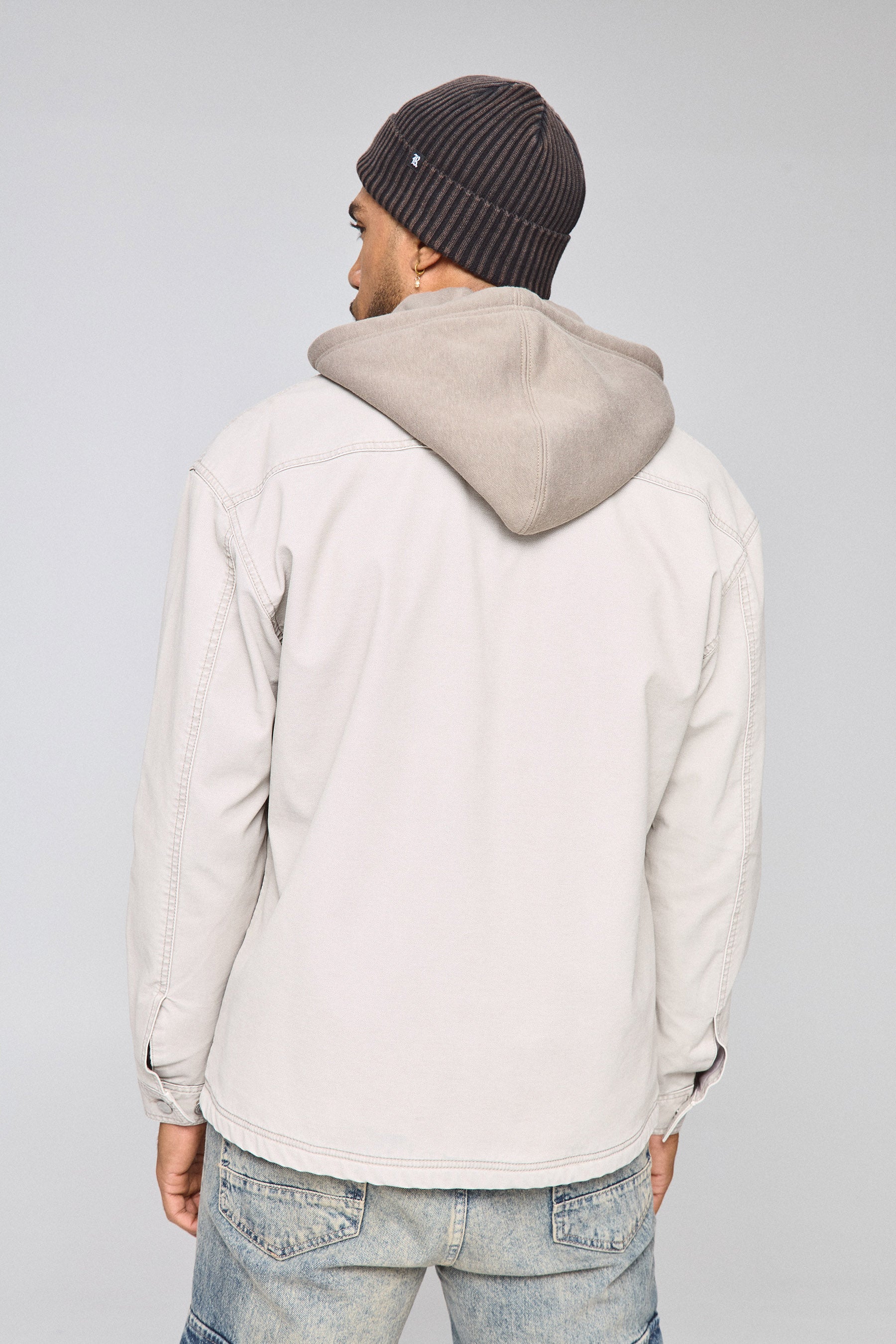 ג'קט  קריסטל