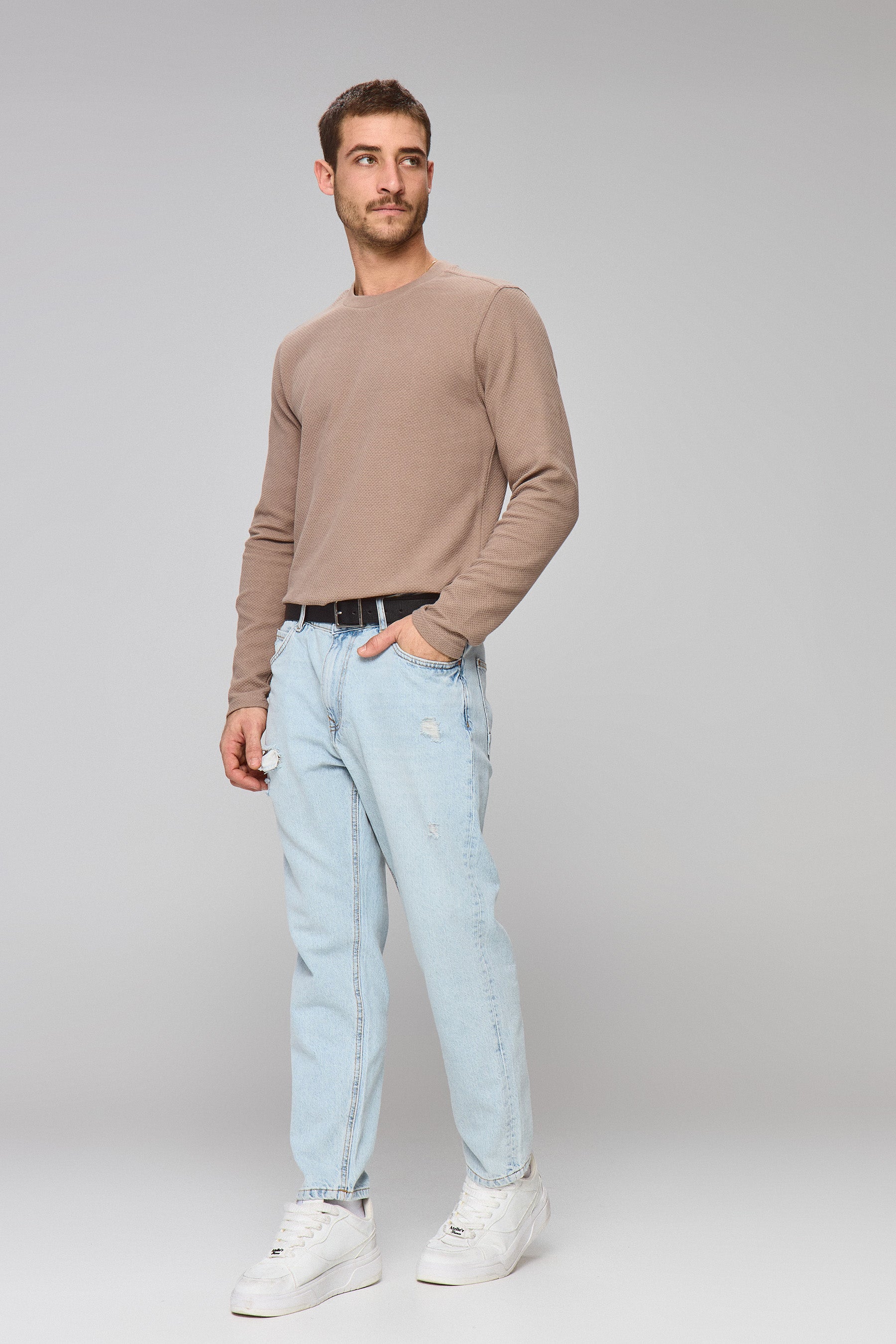 טי מיסטר ג'ונס