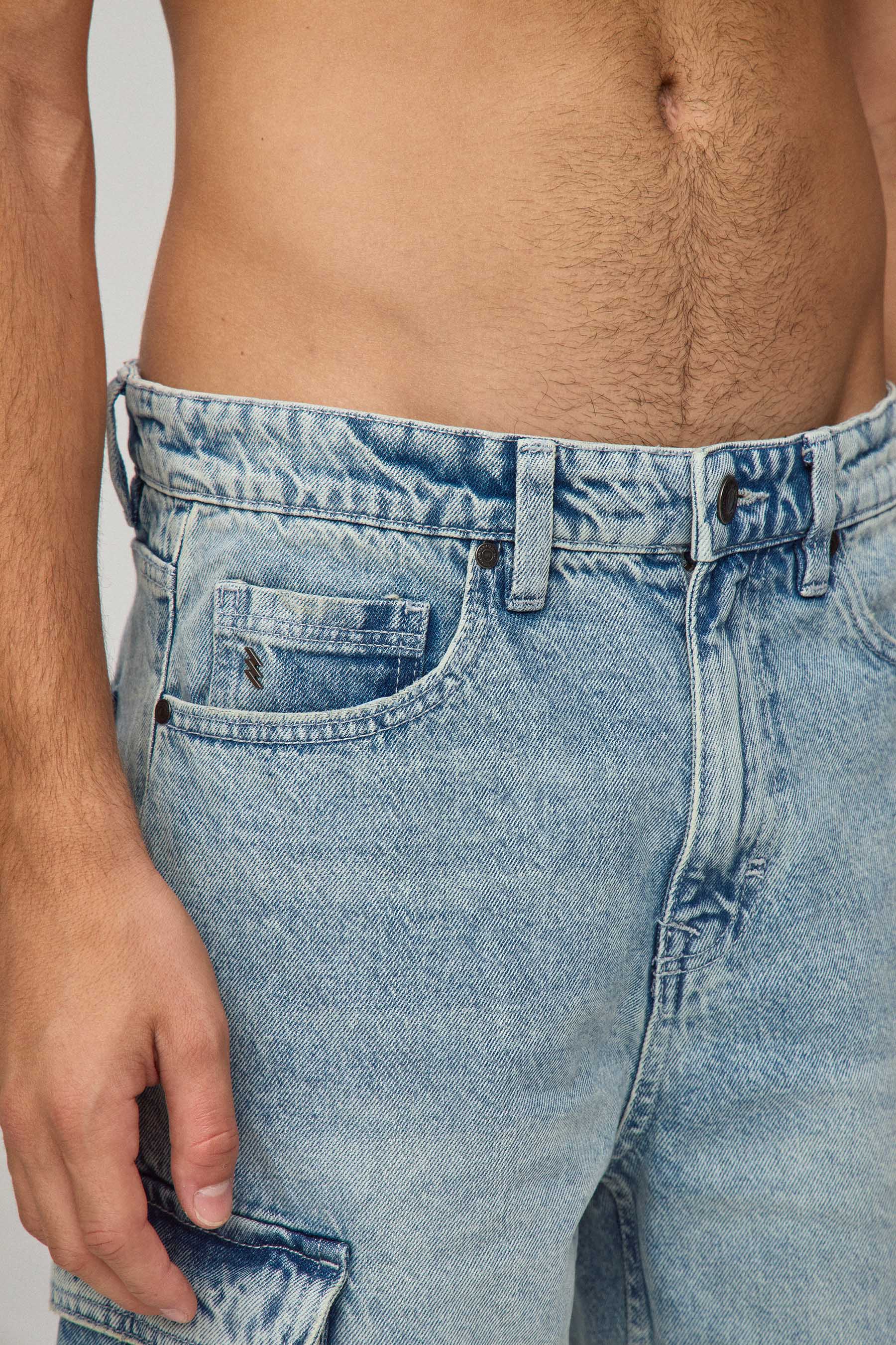 ברמודה ג'ינס קרגו סמוקי