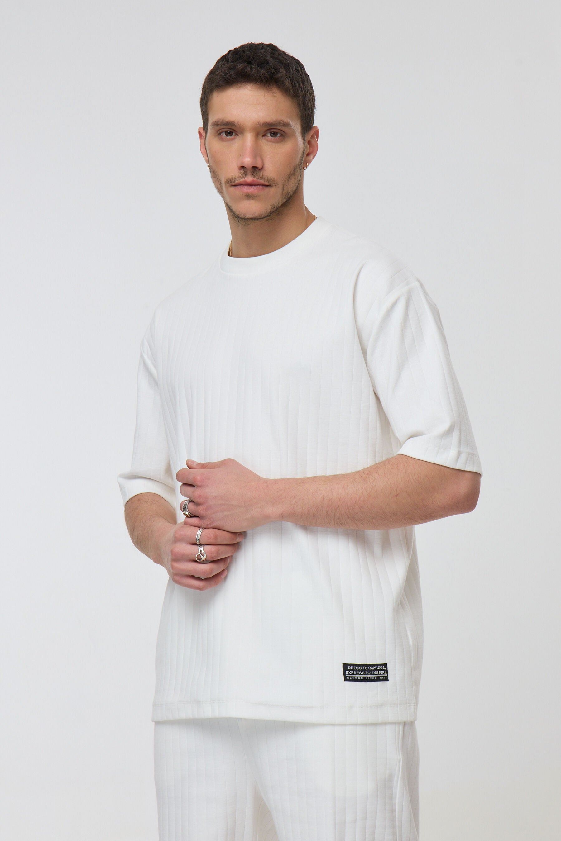 טי סטרייפס סט