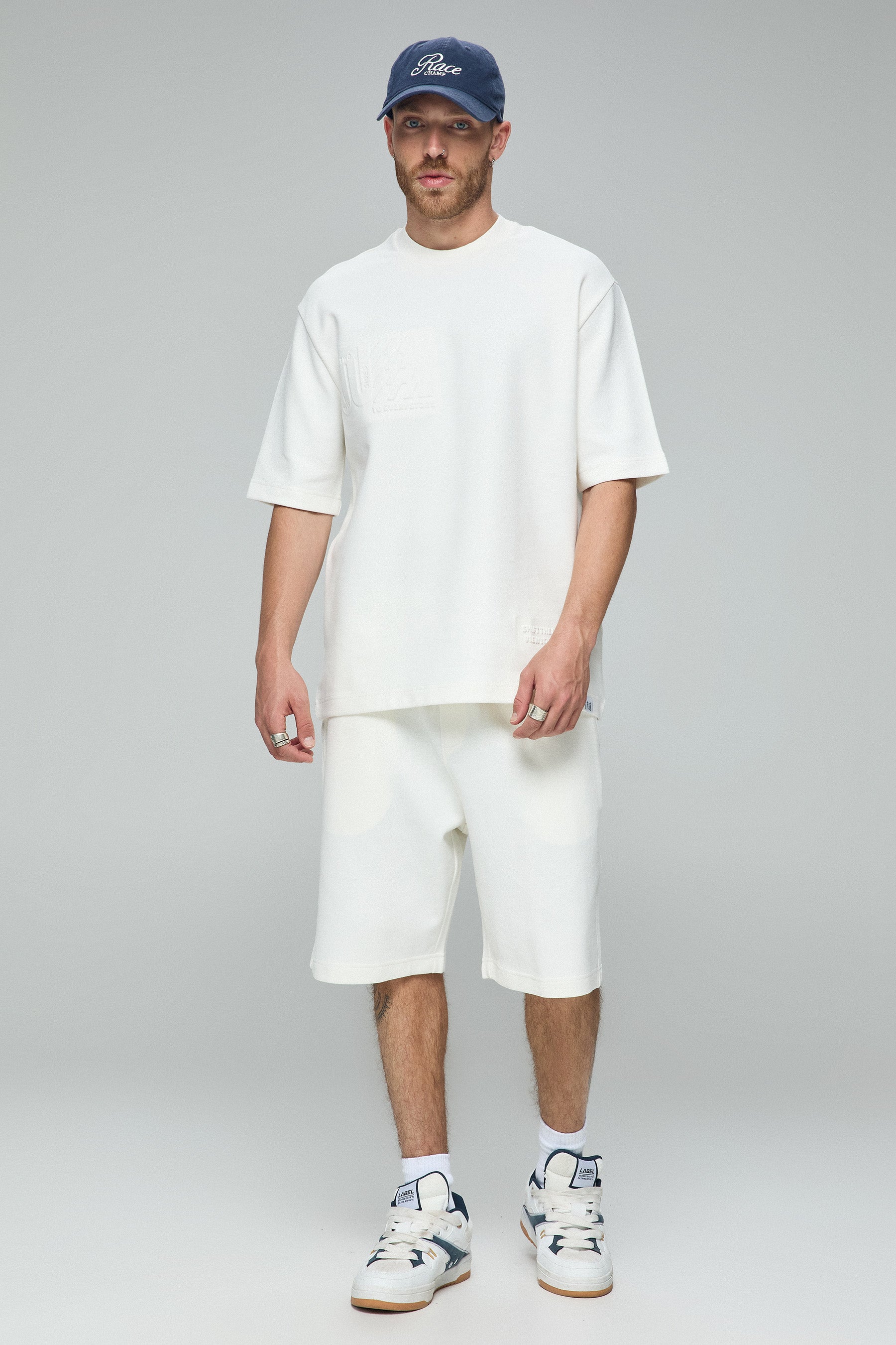 ברמודה סטורי סט