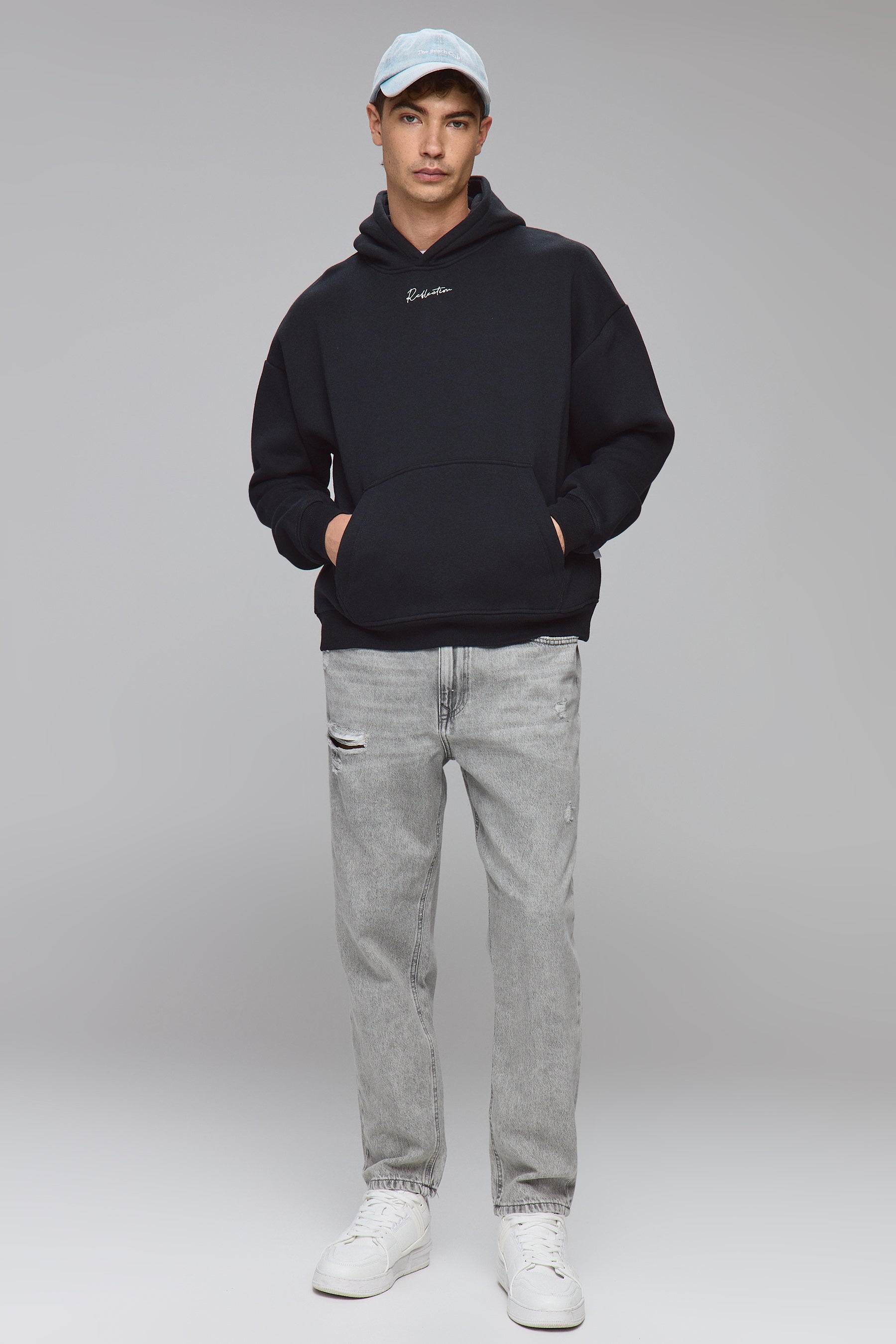 ג'ינס גורי קרעים