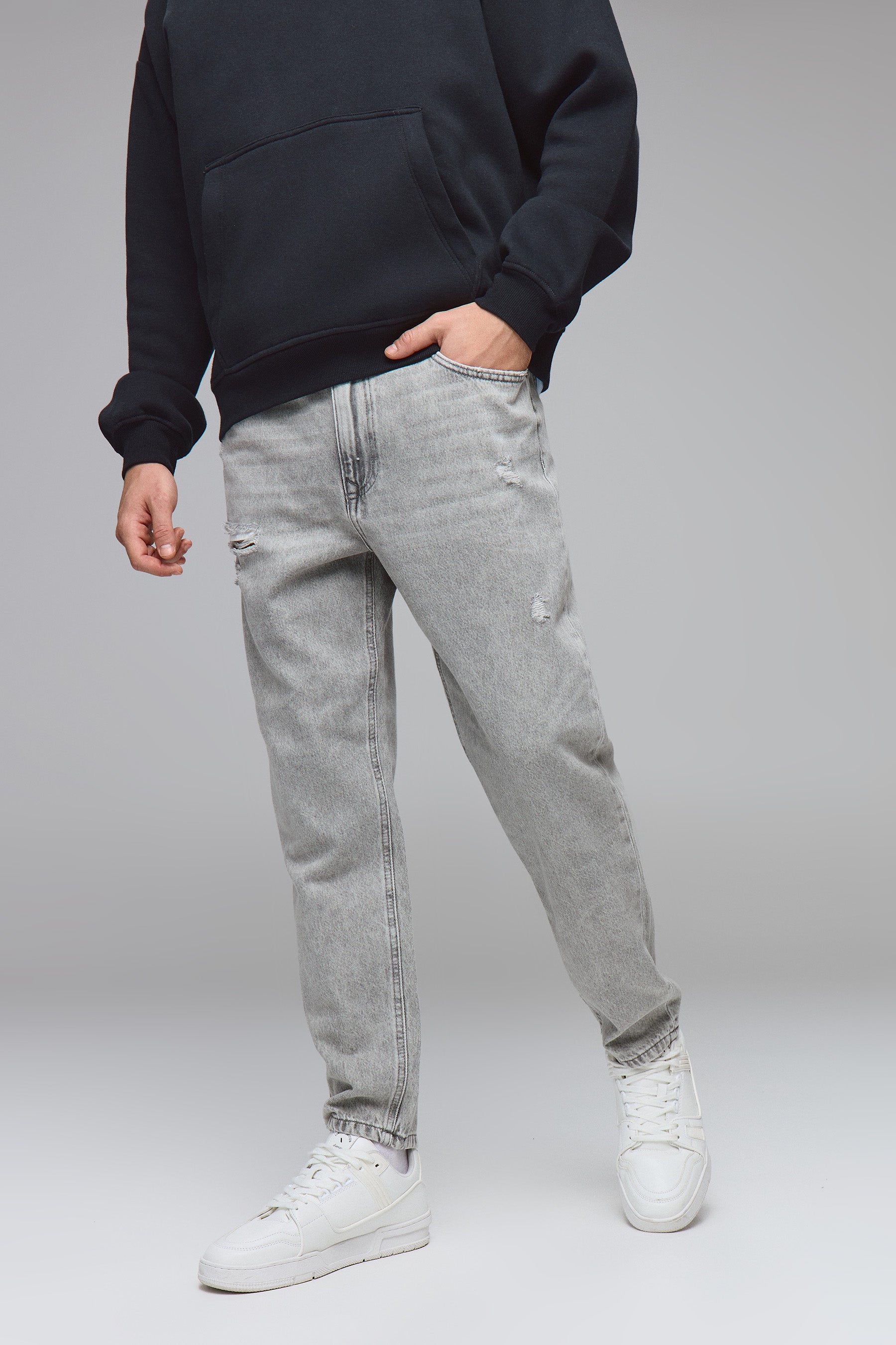 ג'ינס גורי קרעים