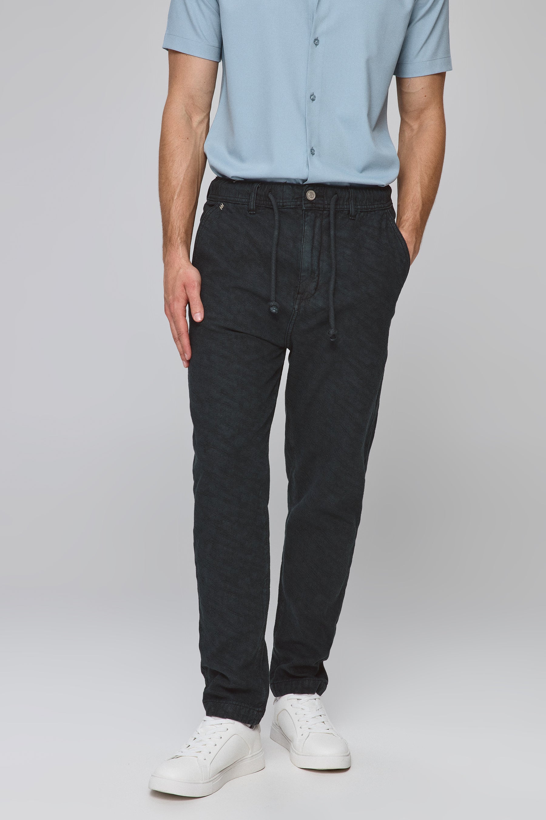 ג'ינס קראש ג'וגר