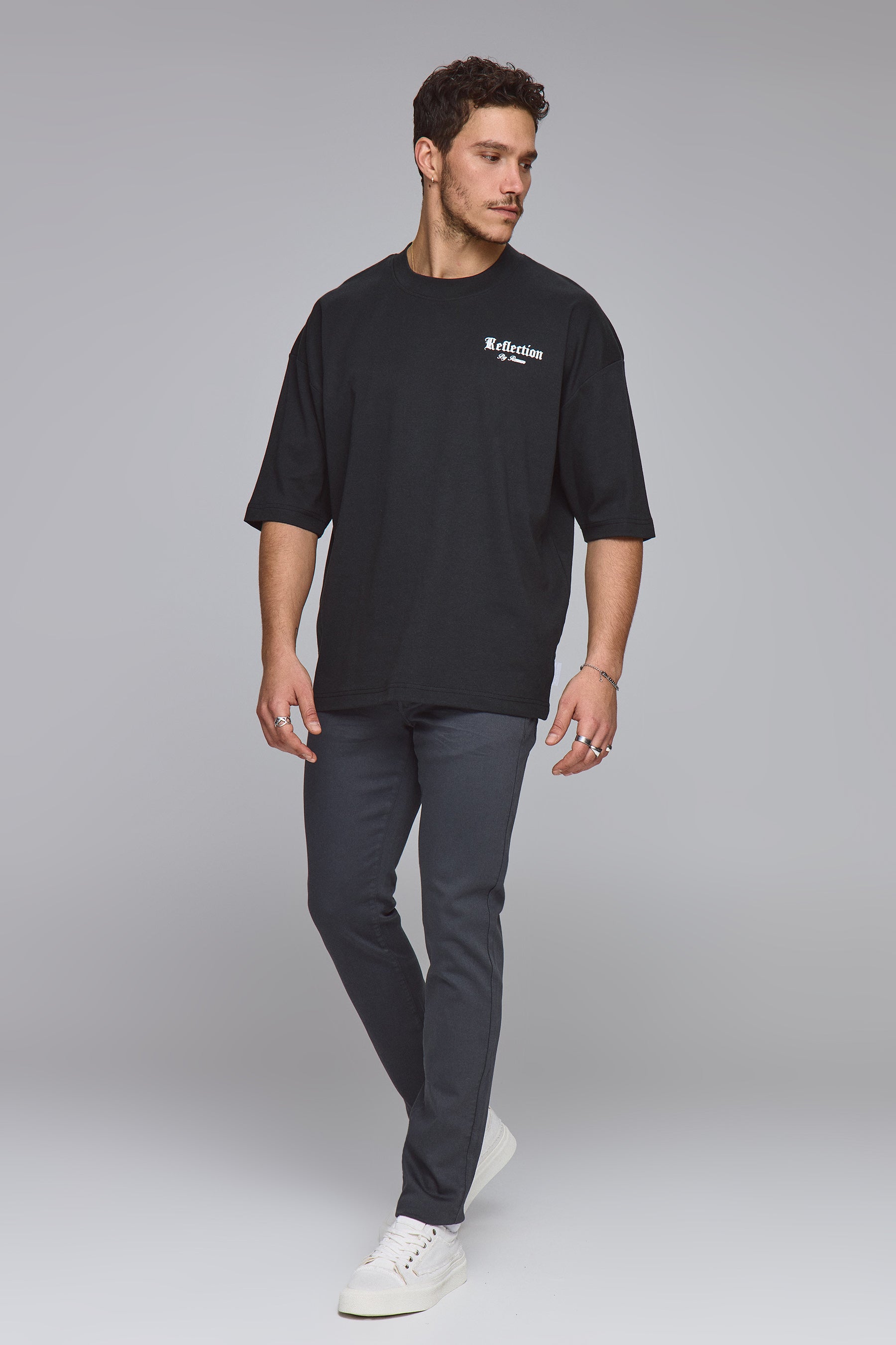 ג'ינס מאדוק קולור