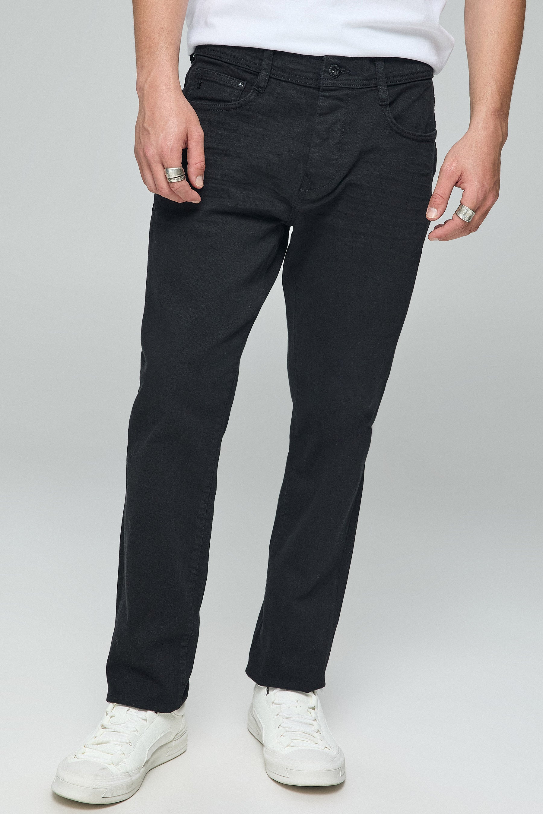 ג'ינס מאדוק קולור