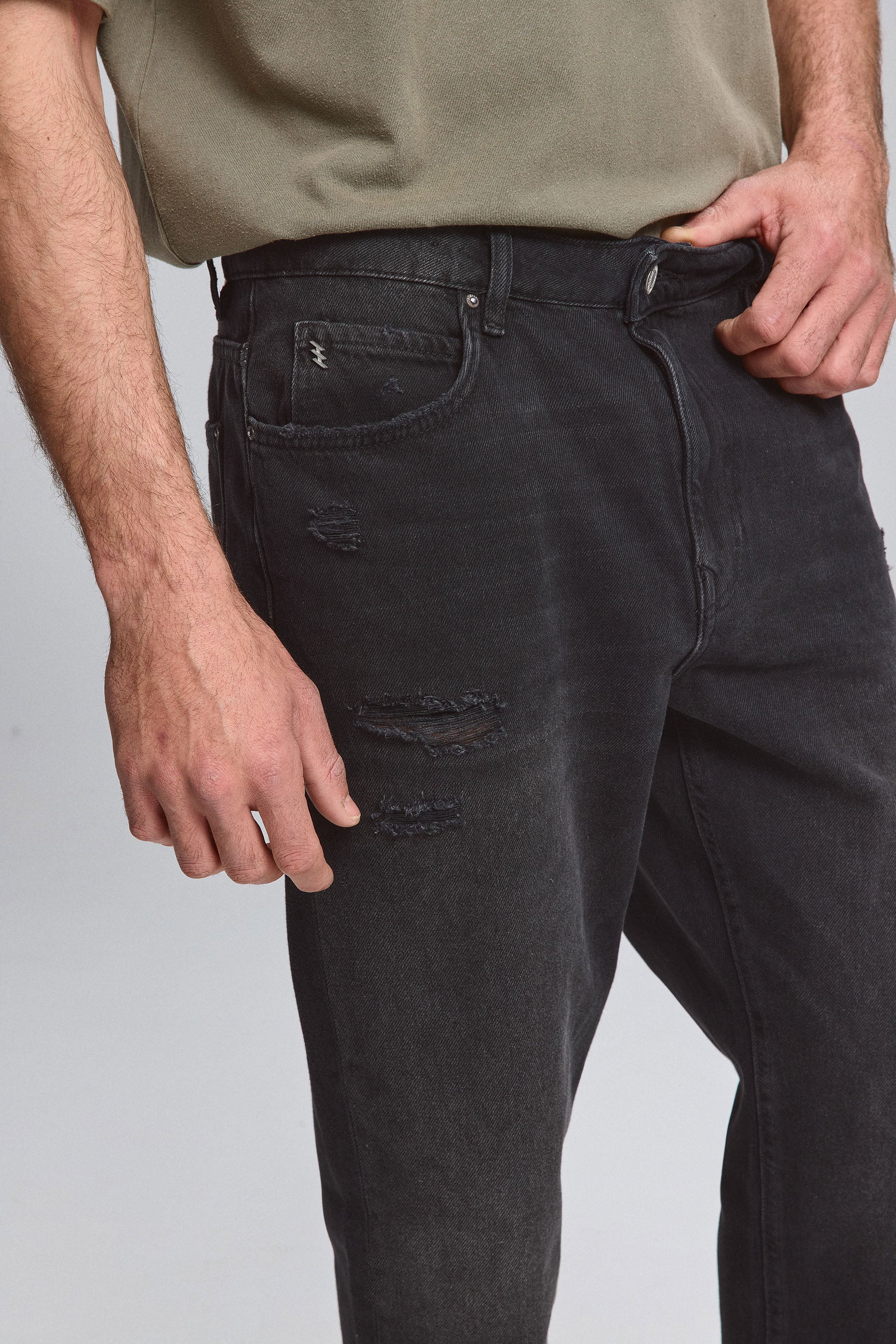 ג'ינס גורי קולור