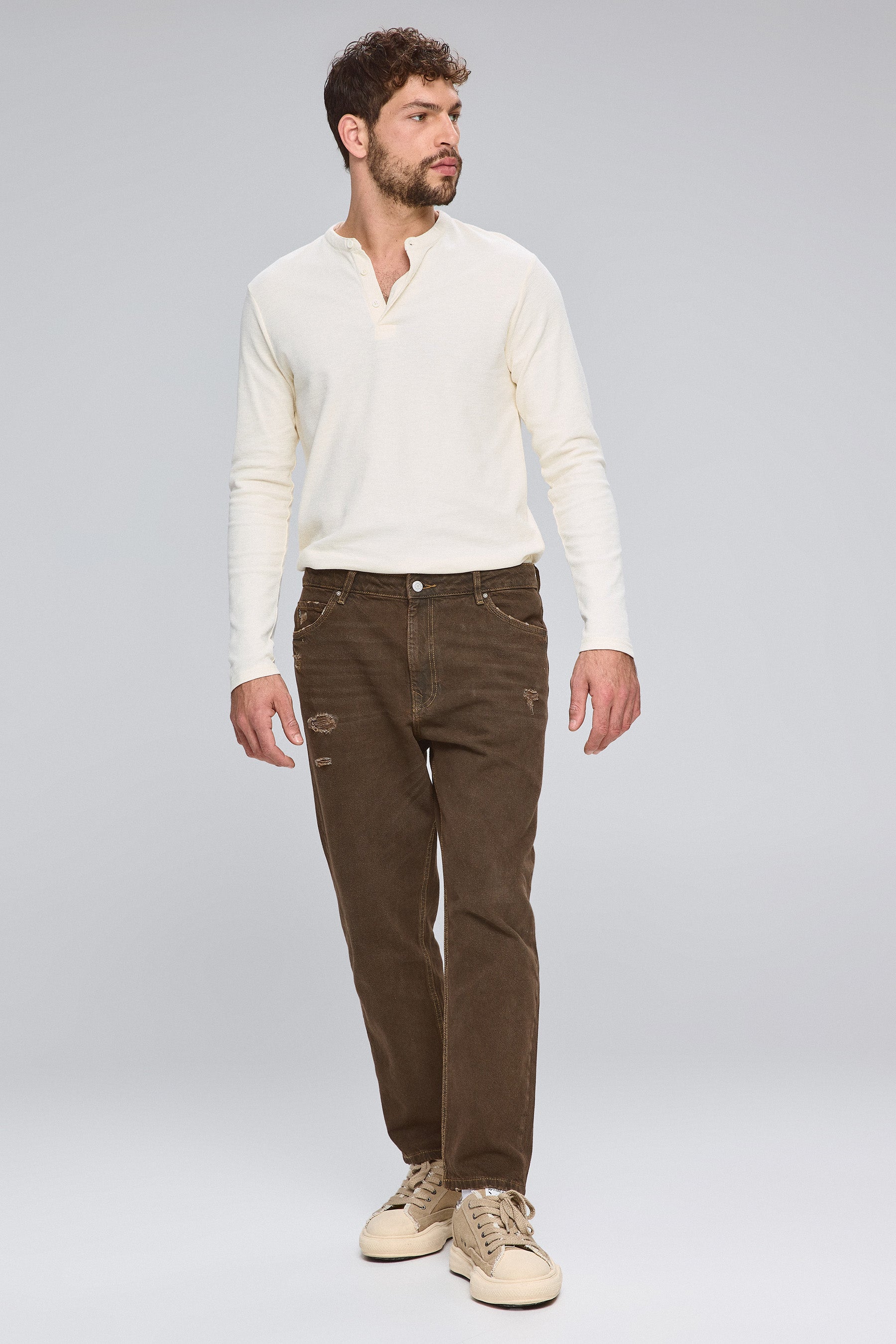 ג'ינס גורי קולור