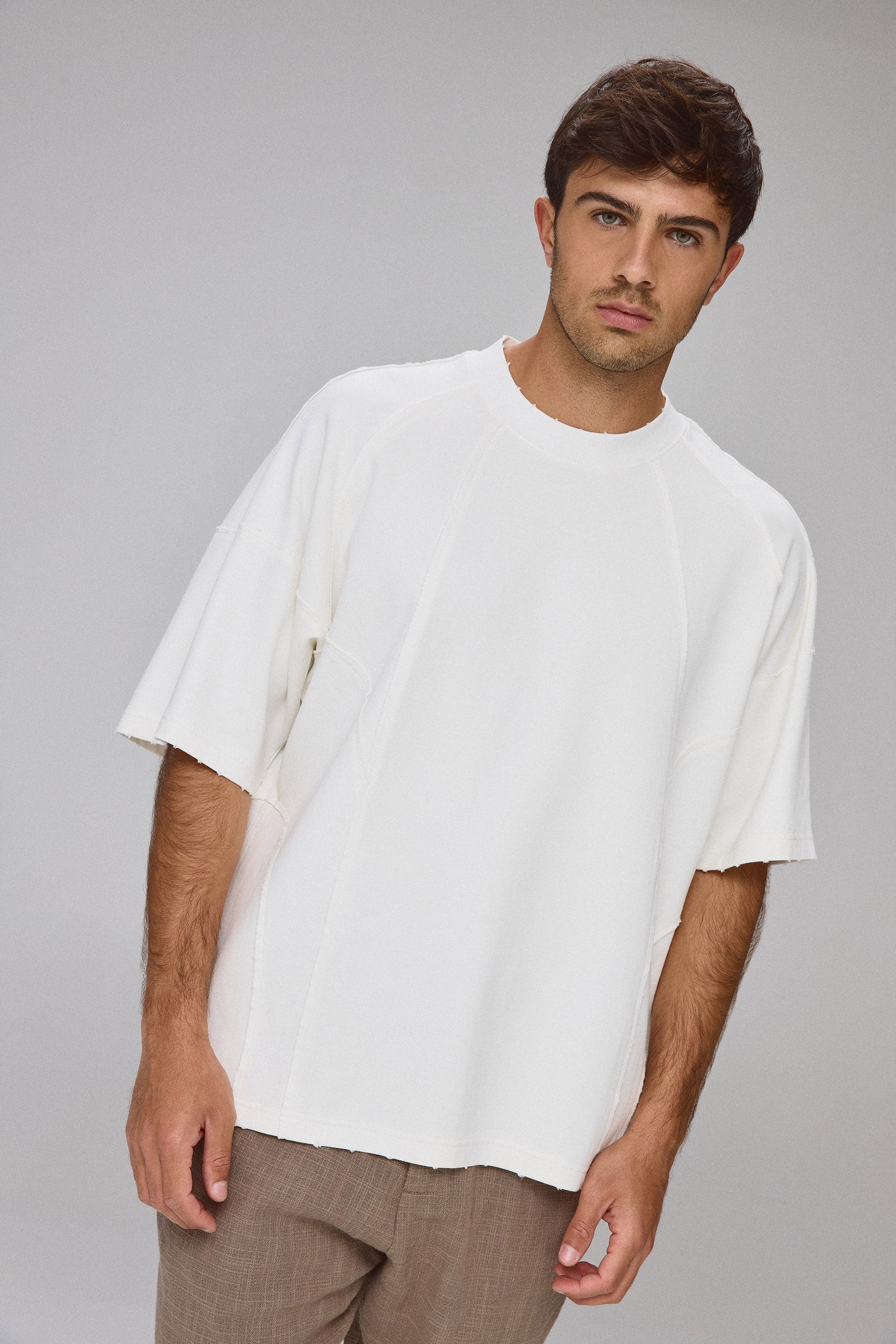 טי קאט אאוט