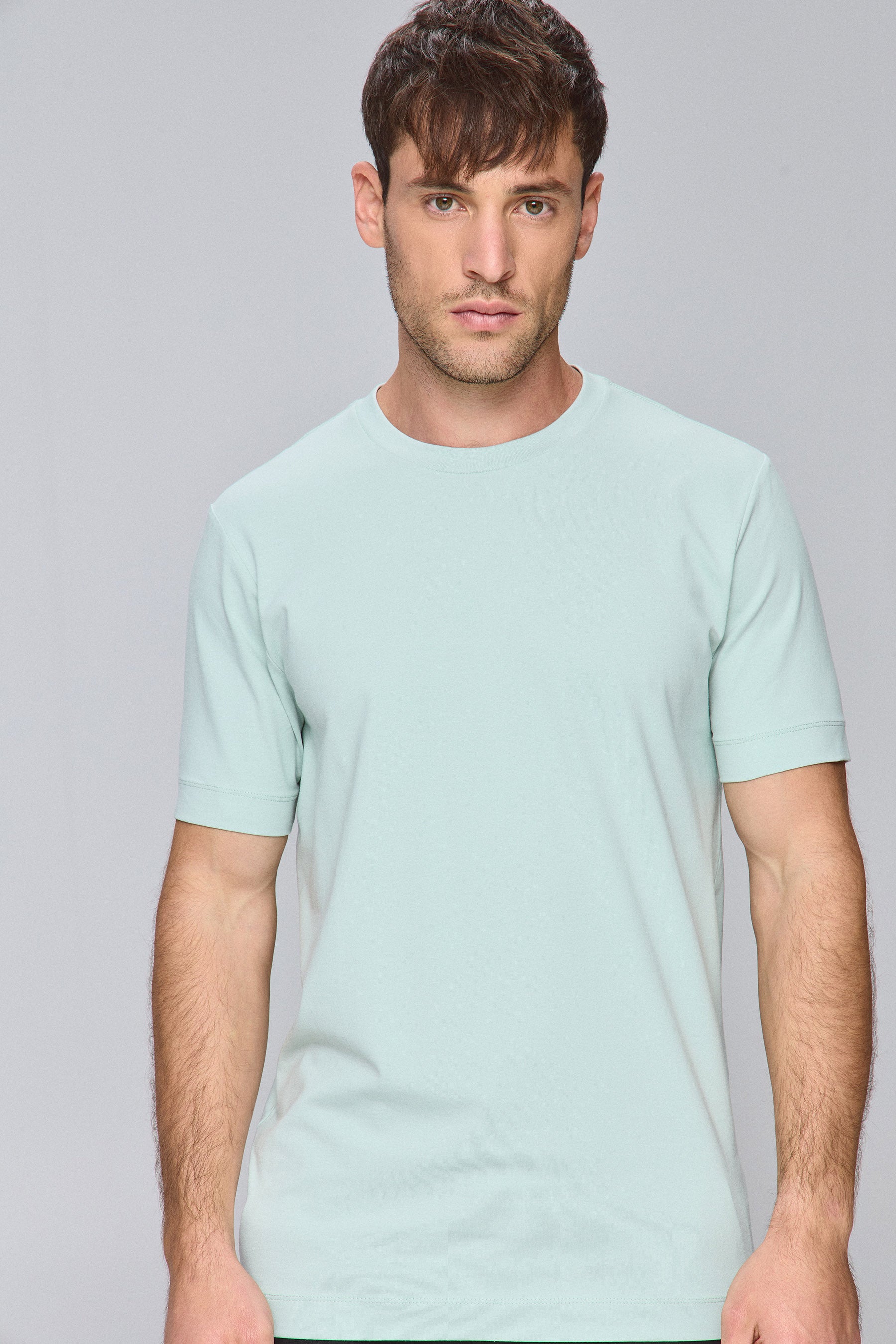 טי ניקי בייסיק לייקרה