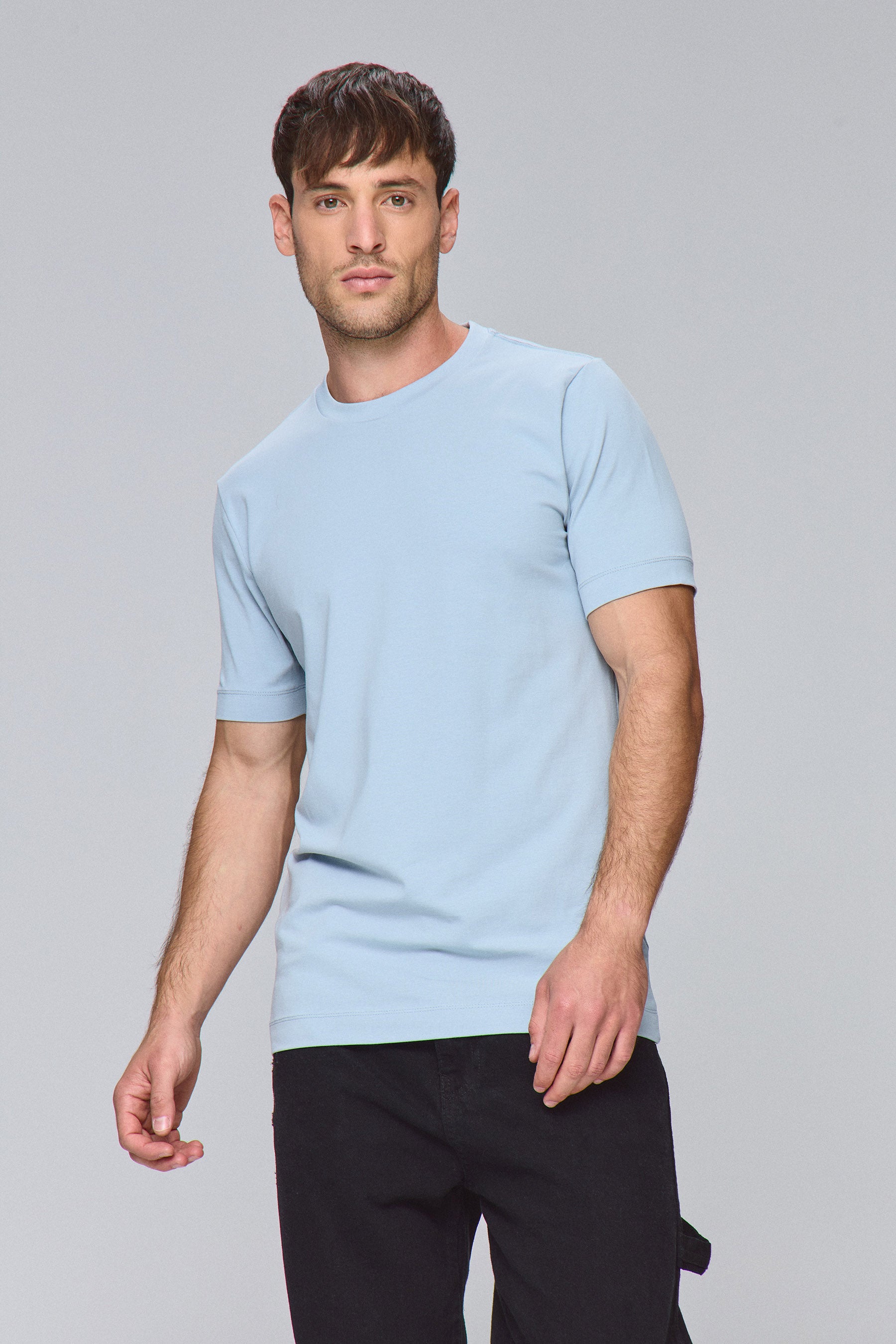 טי ניקי בייסיק לייקרה