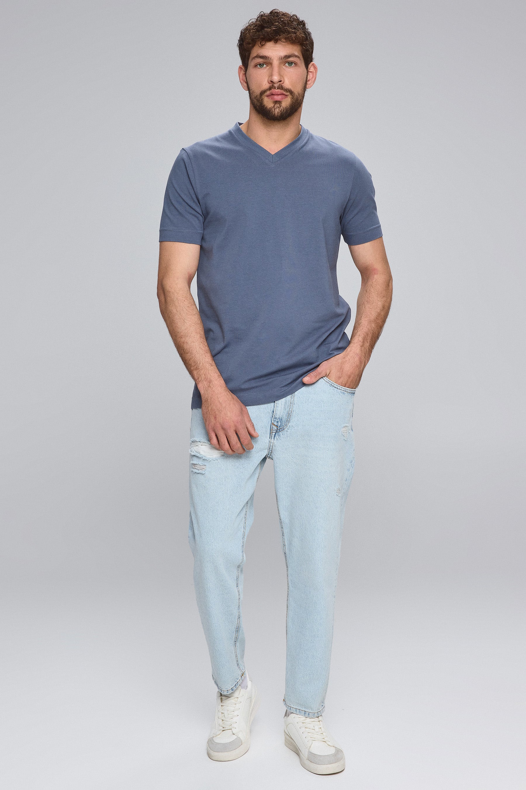 טי בייסיק ווי לייקרה