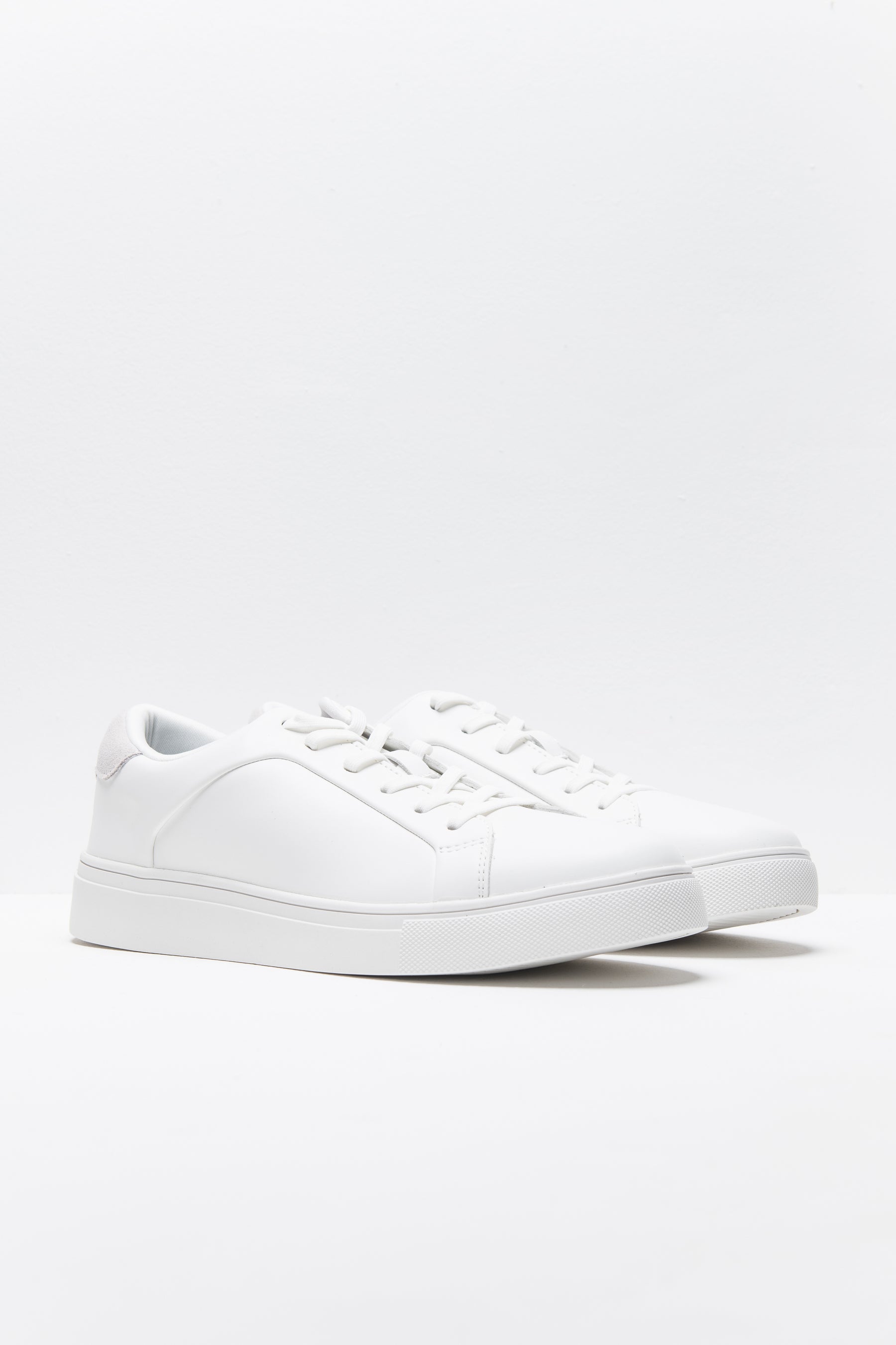 סניקרס כוכב